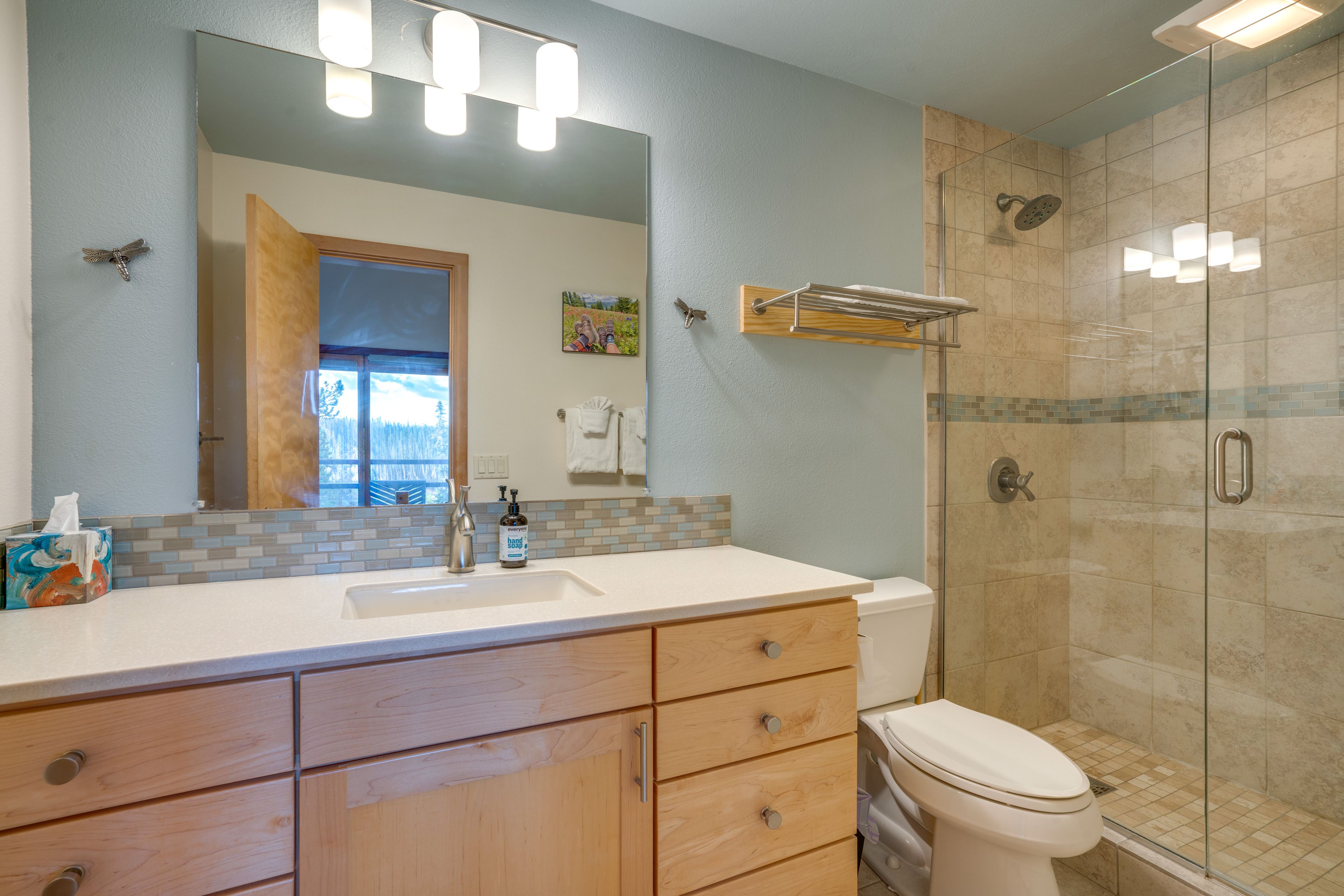 Full Bathroom | 1st Floor