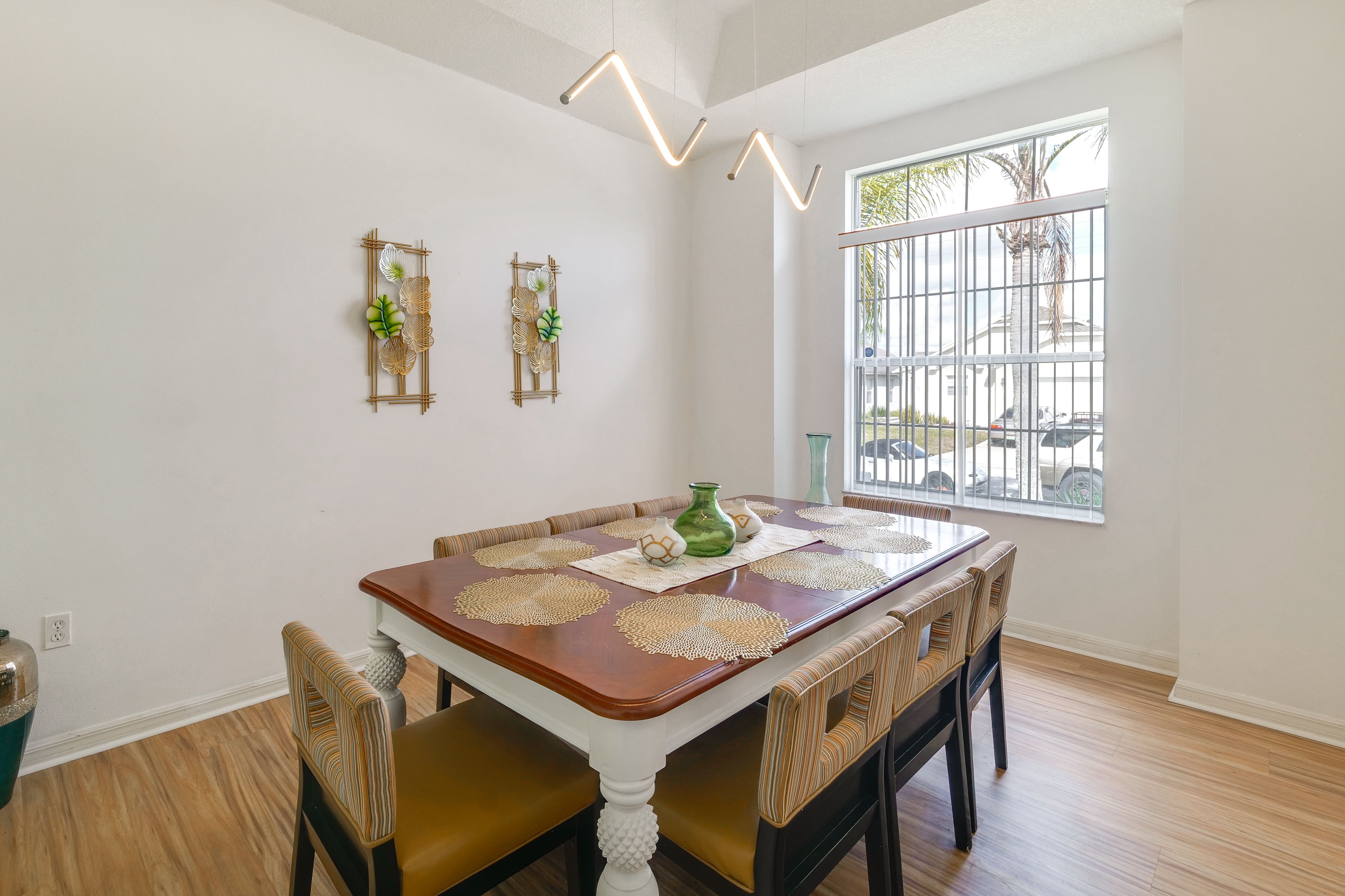 Formal Dining Area | 1st Floor