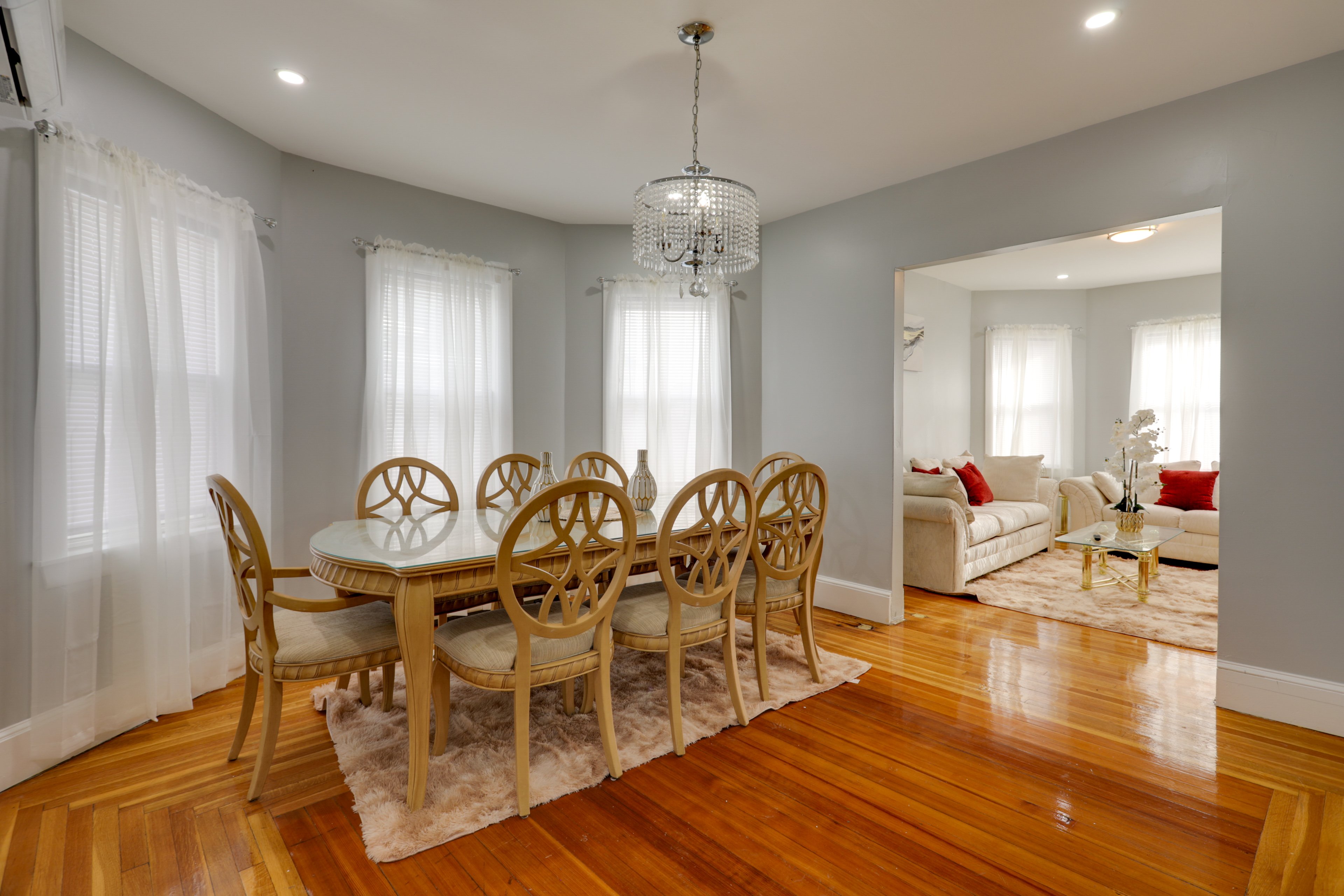 Dining Room | Free WiFi