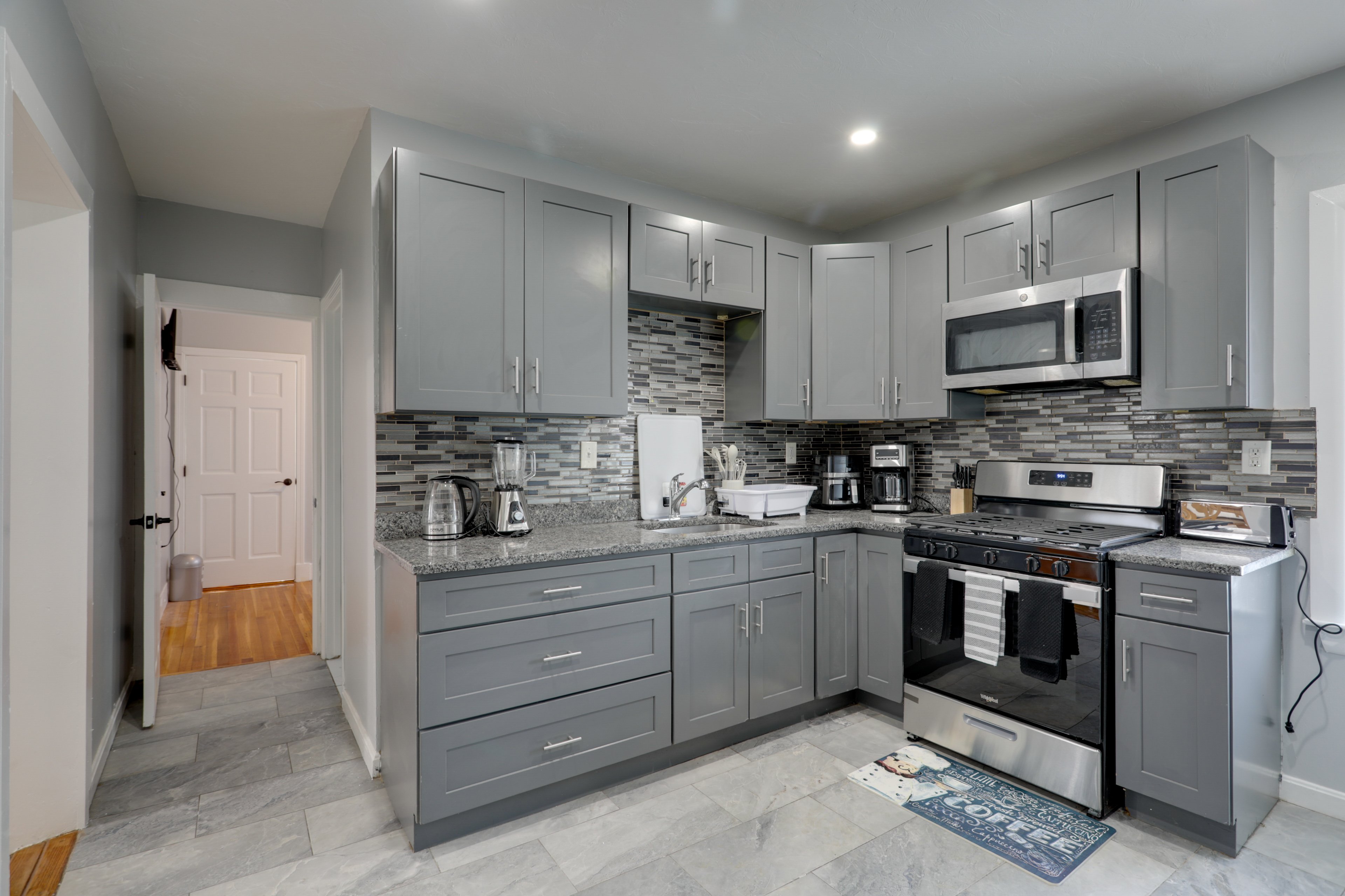 Kitchen | Refrigerator | Toaster