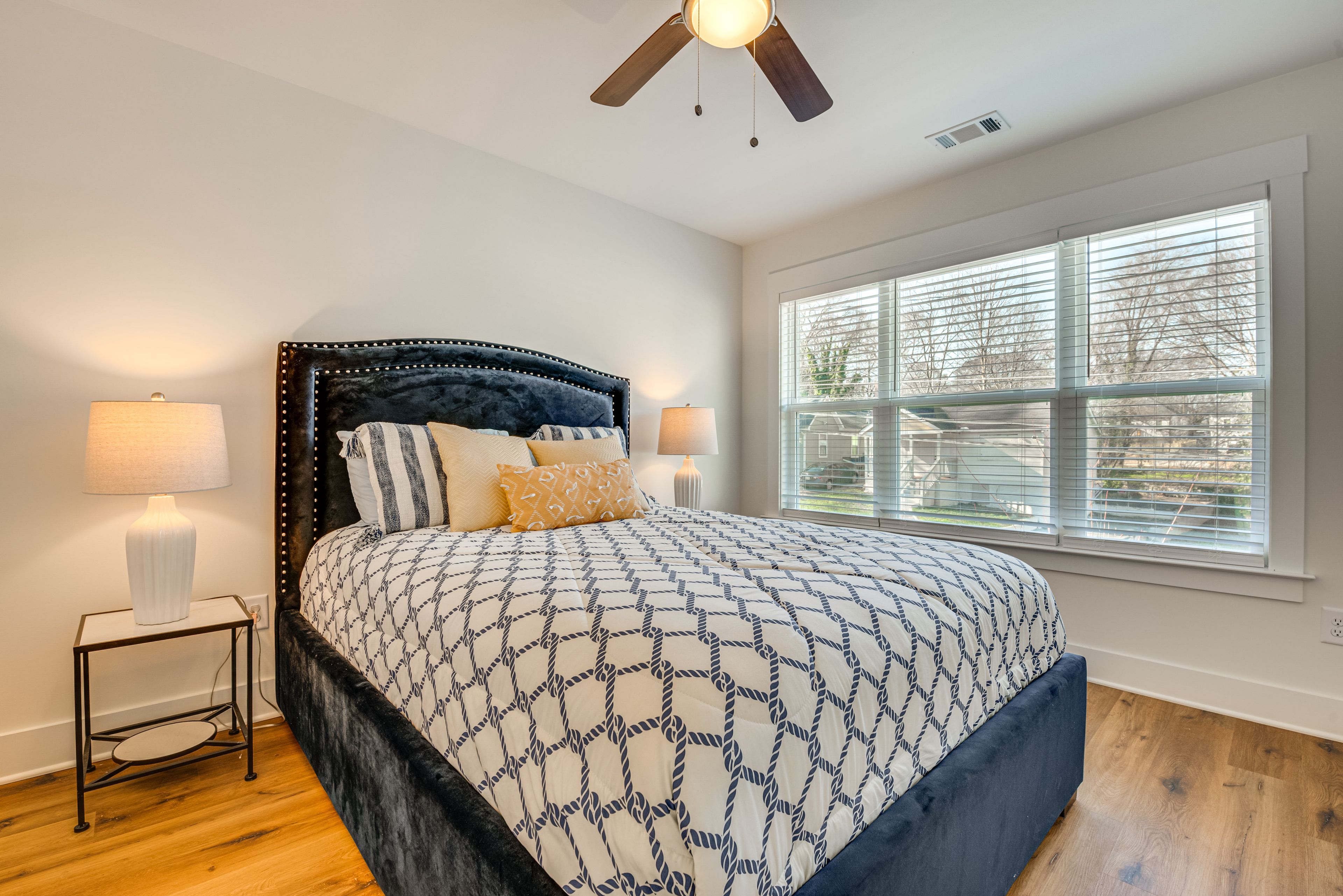 Bedroom 4 | Queen Bed | 2nd Floor