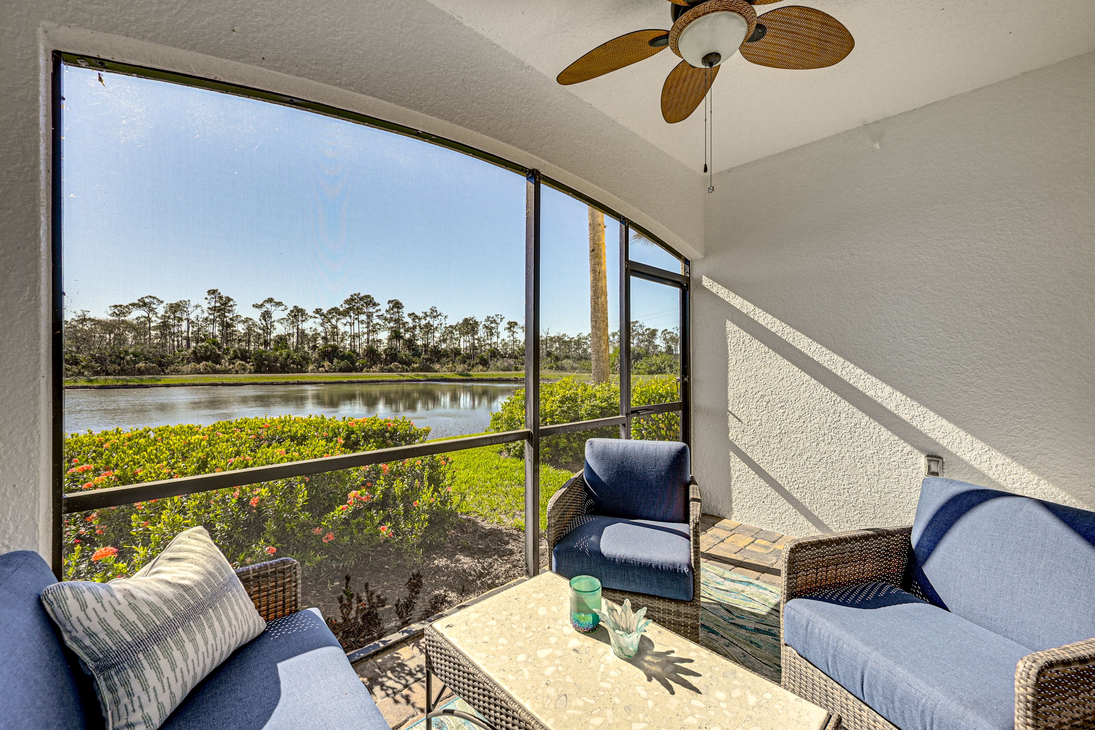 Screened Patio | Lake Views