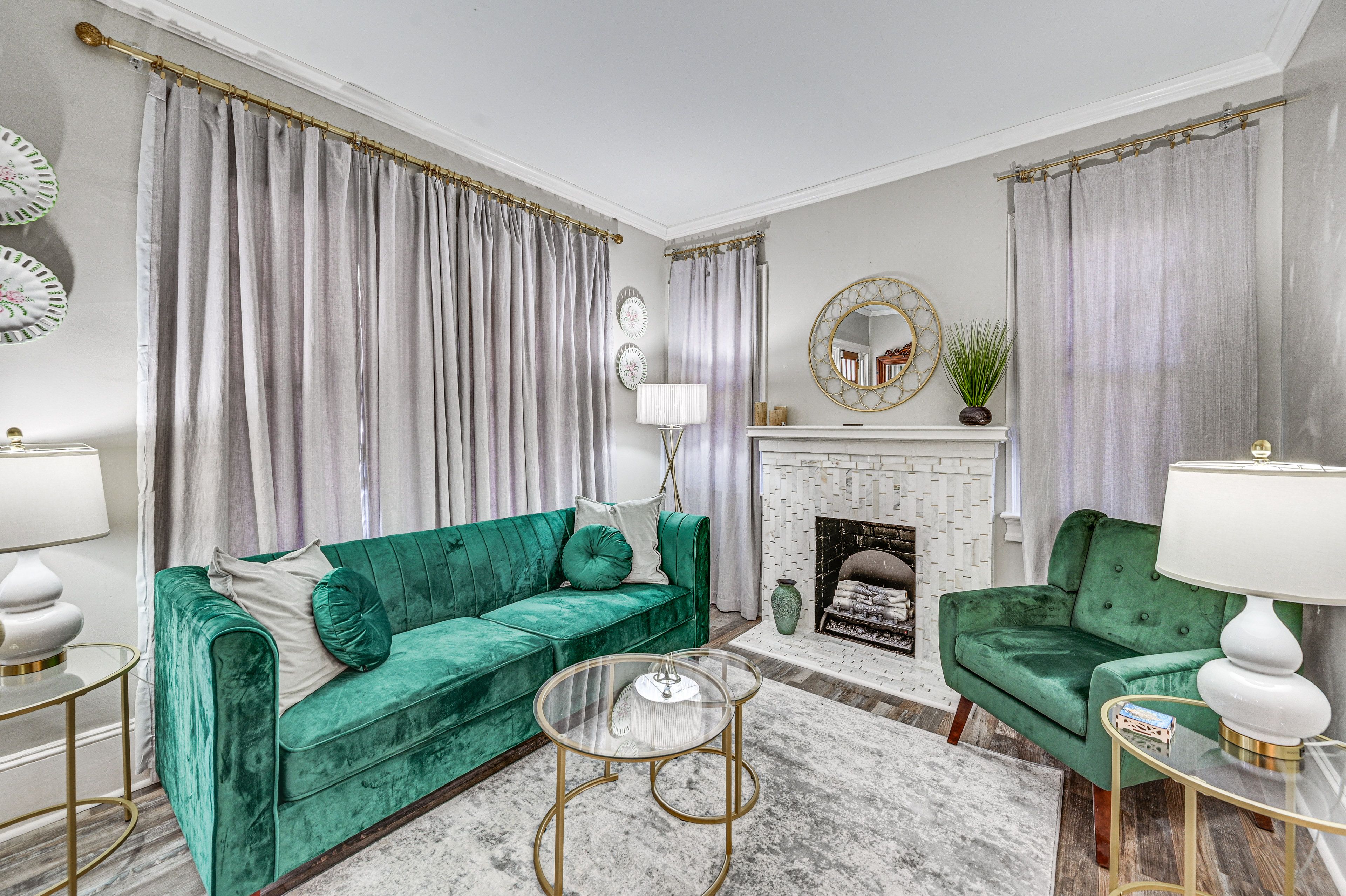 Lounge Area | Electric Fireplace