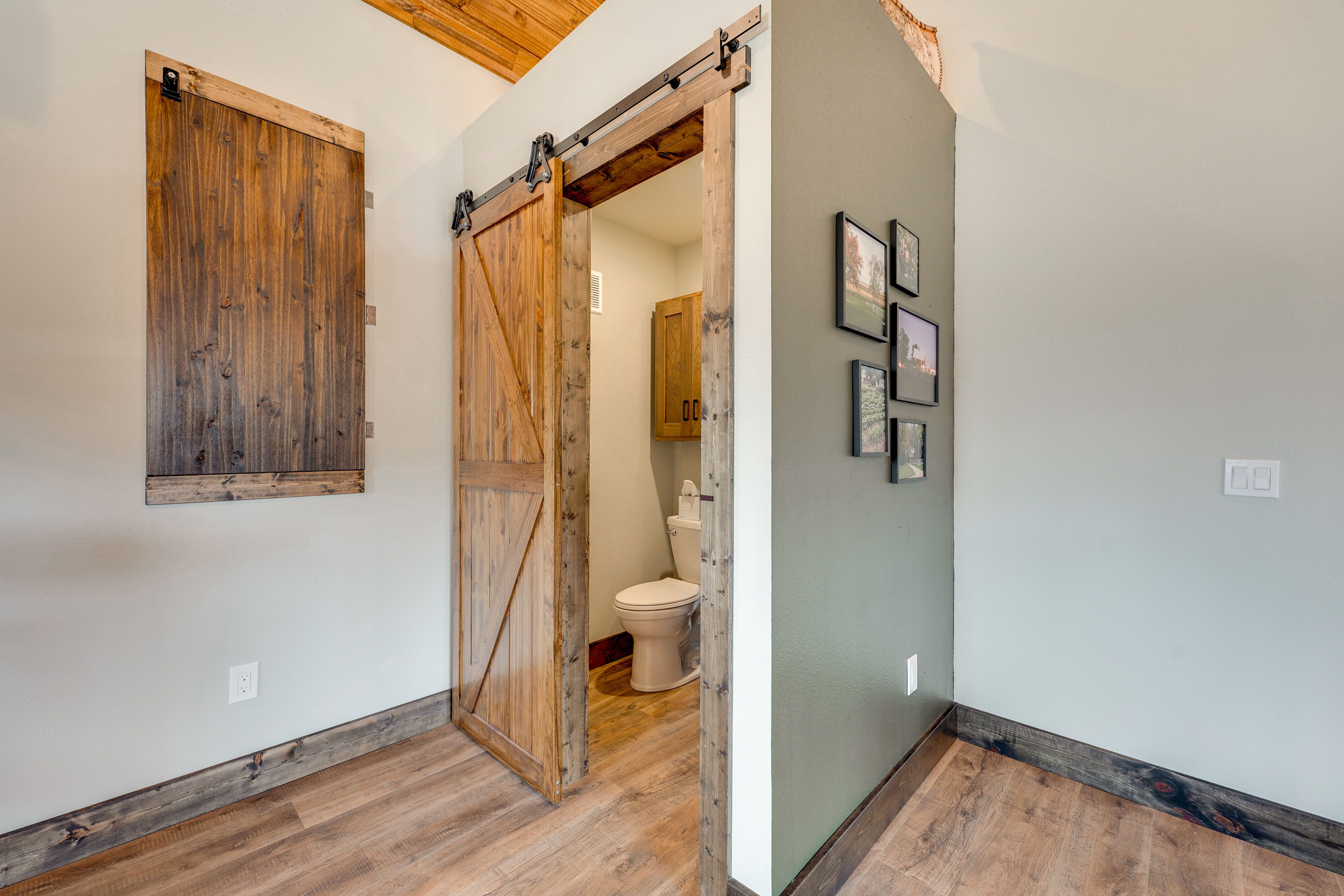 Half Bathroom | Upper Level