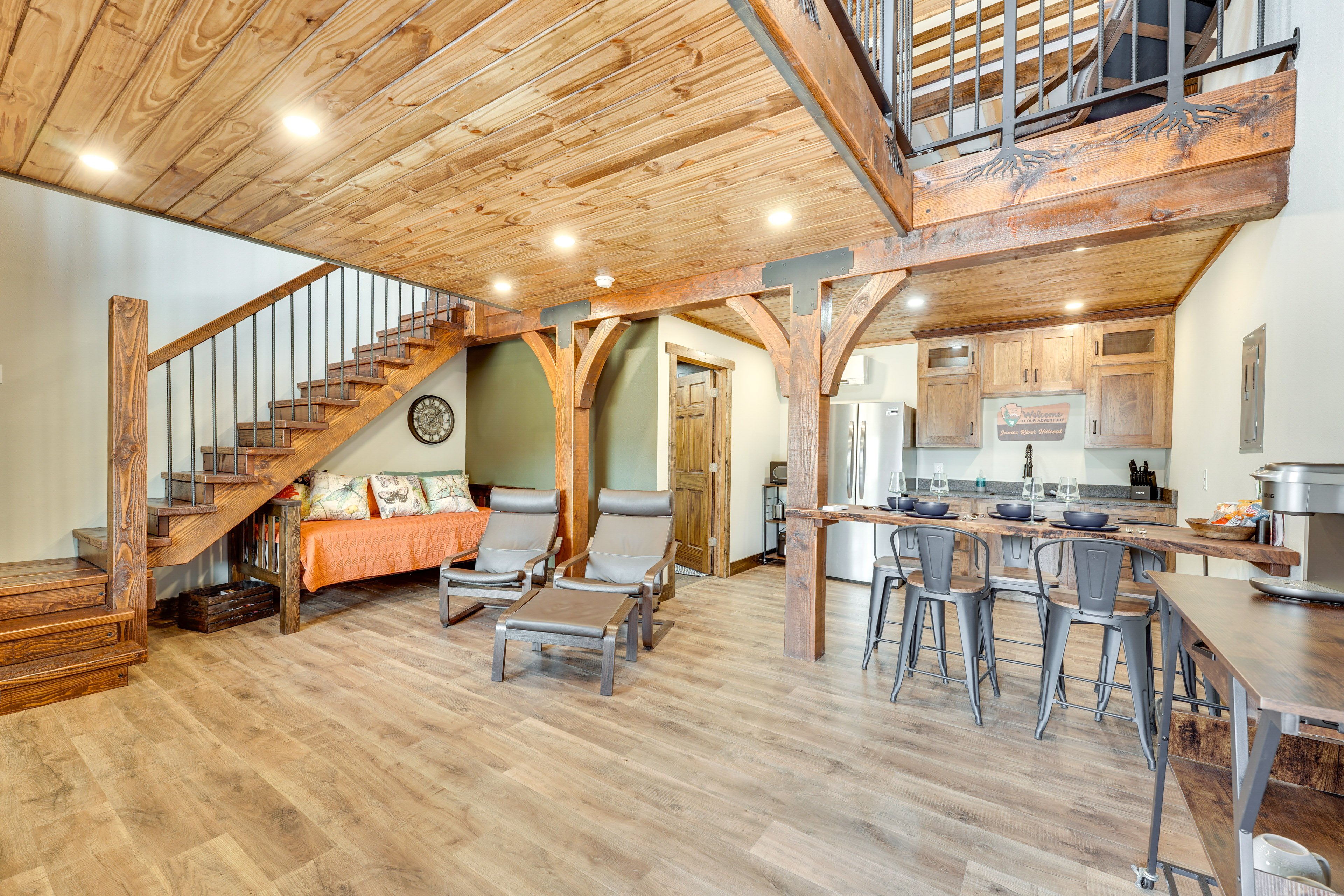 Living Area | Main Level | Twin Daybed