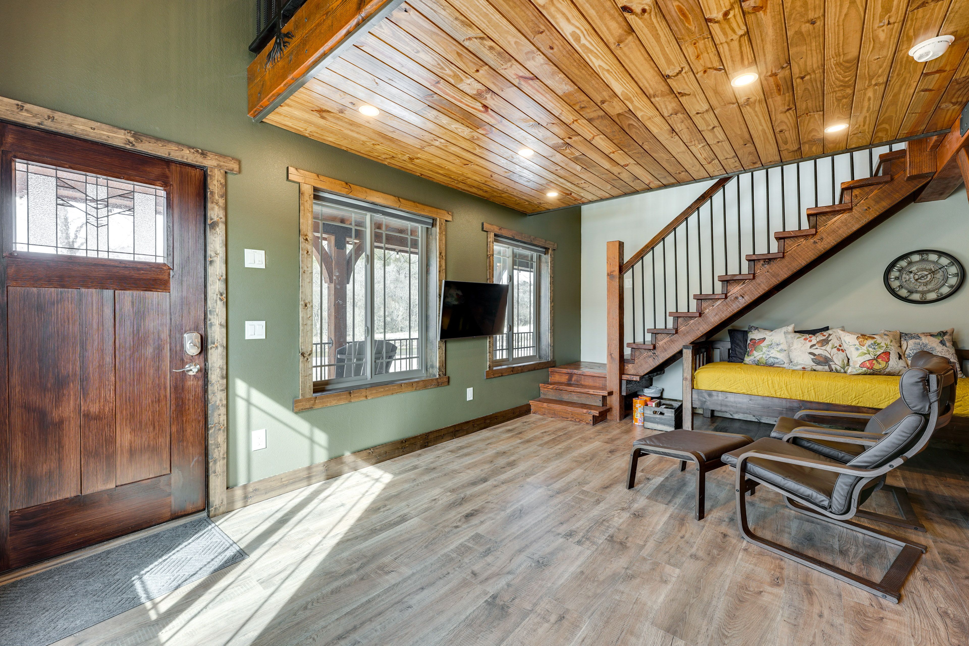 Living Area | Main Level