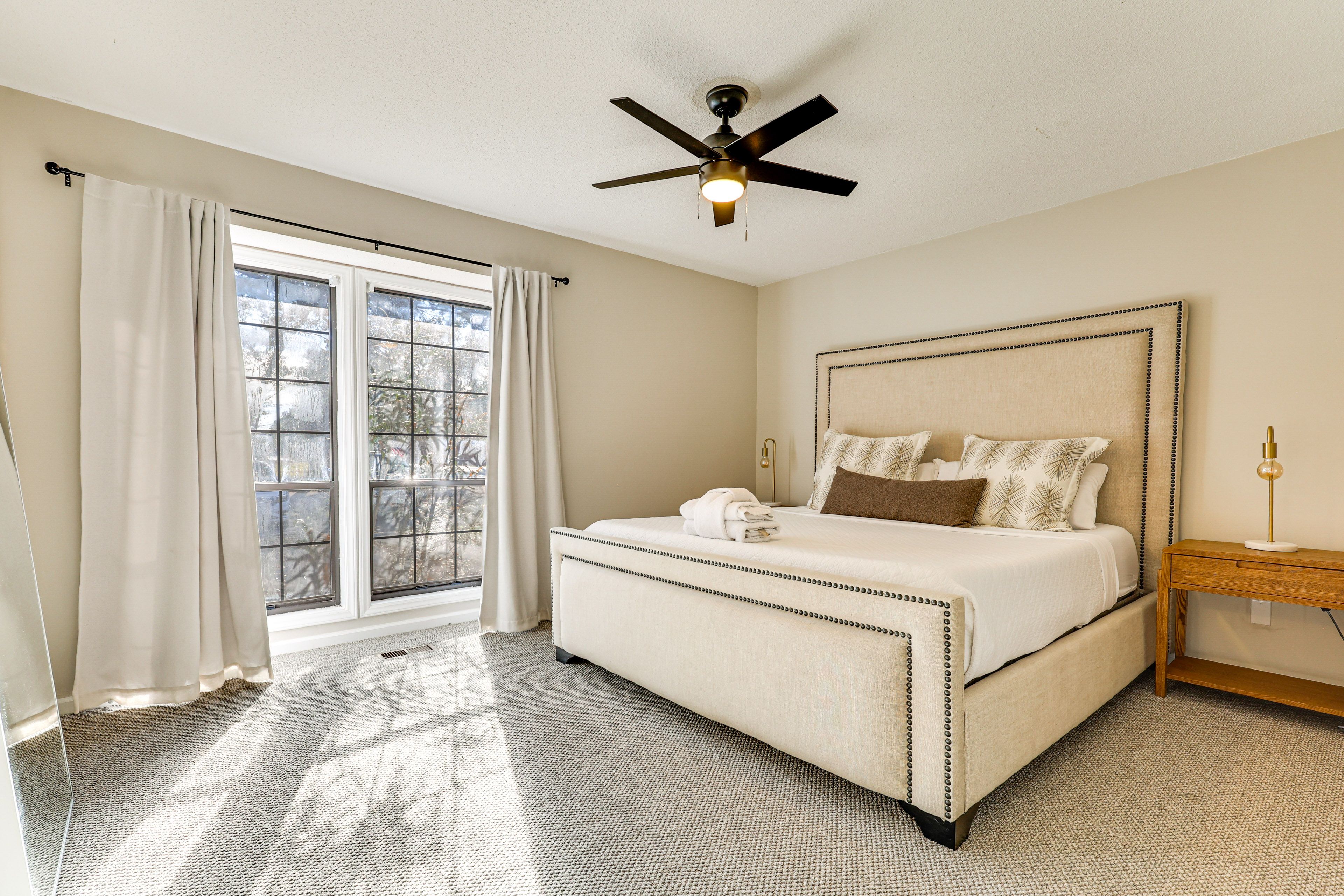 Bedroom 1 | King Bed | Linens Provided