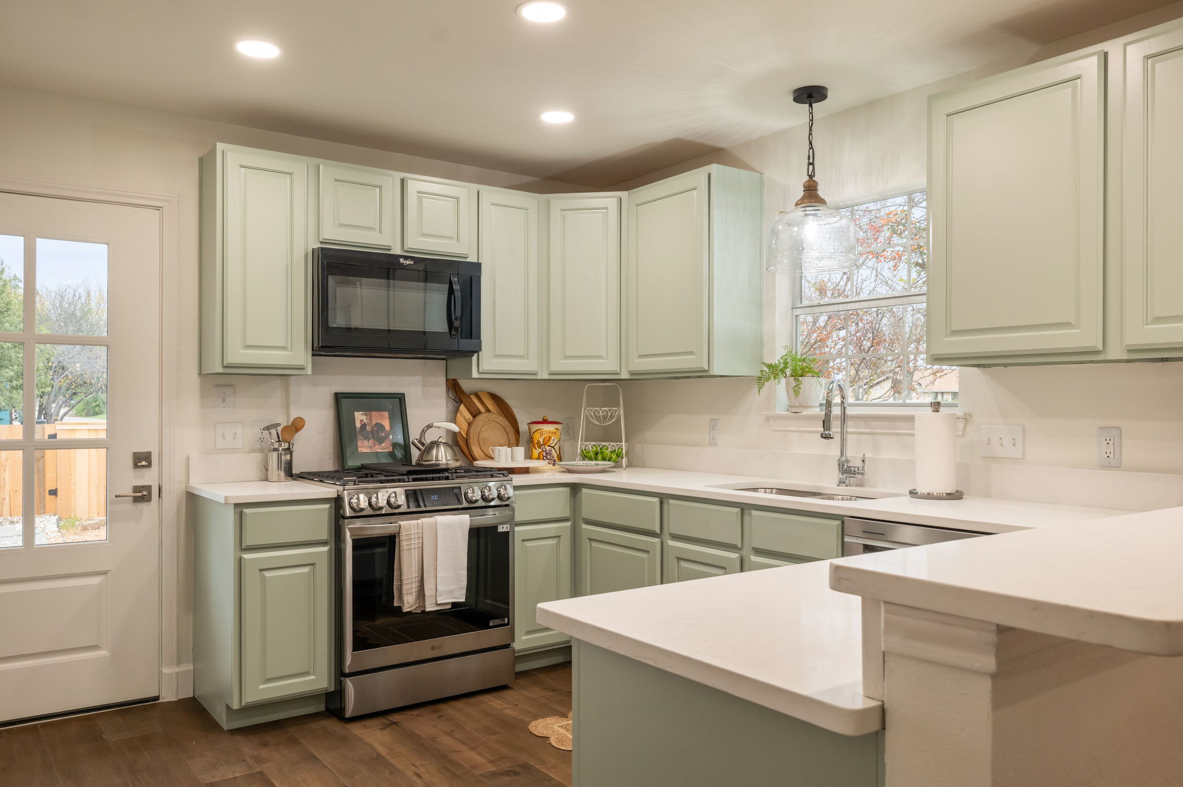 Kitchen | Nespresso Single-Serve Coffee Maker | Cooking Basics