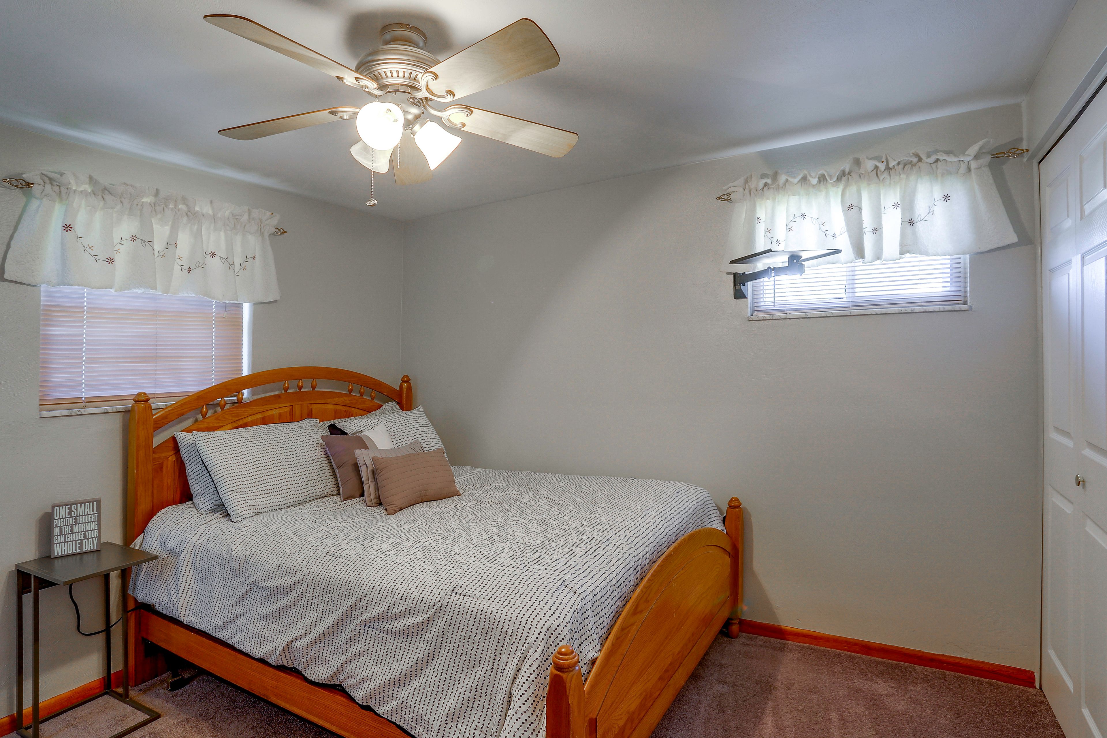 Bedroom 2 | Queen Bed | 1st Floor