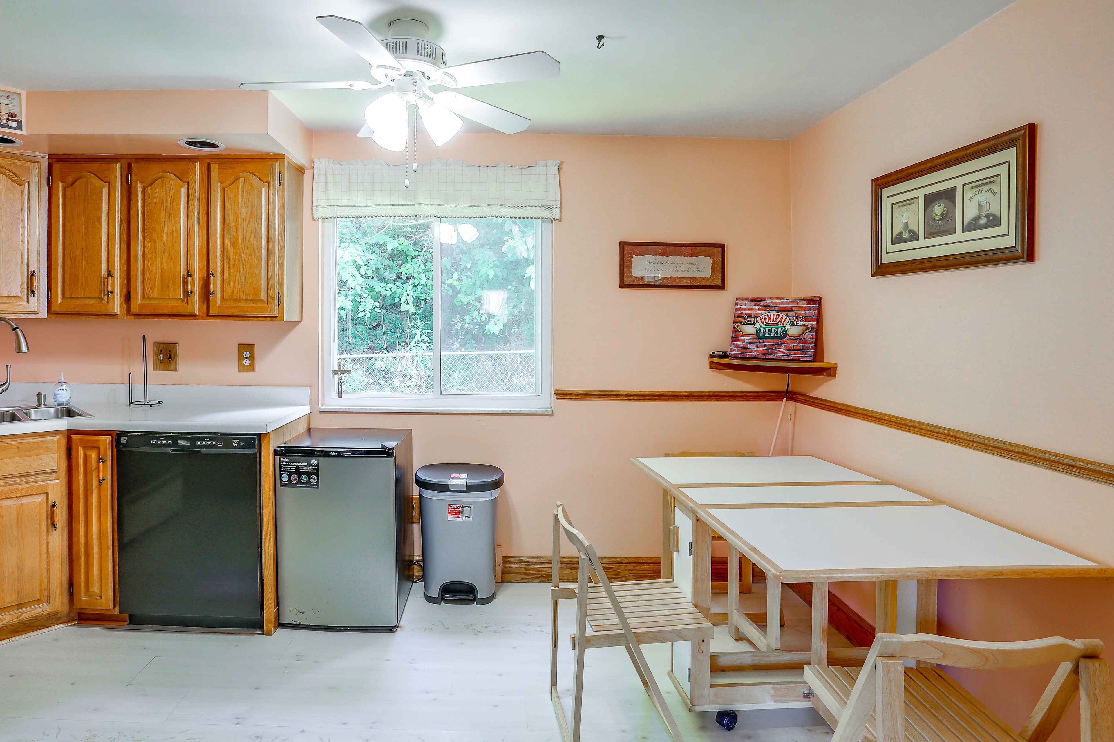 Kitchen | 1st Floor