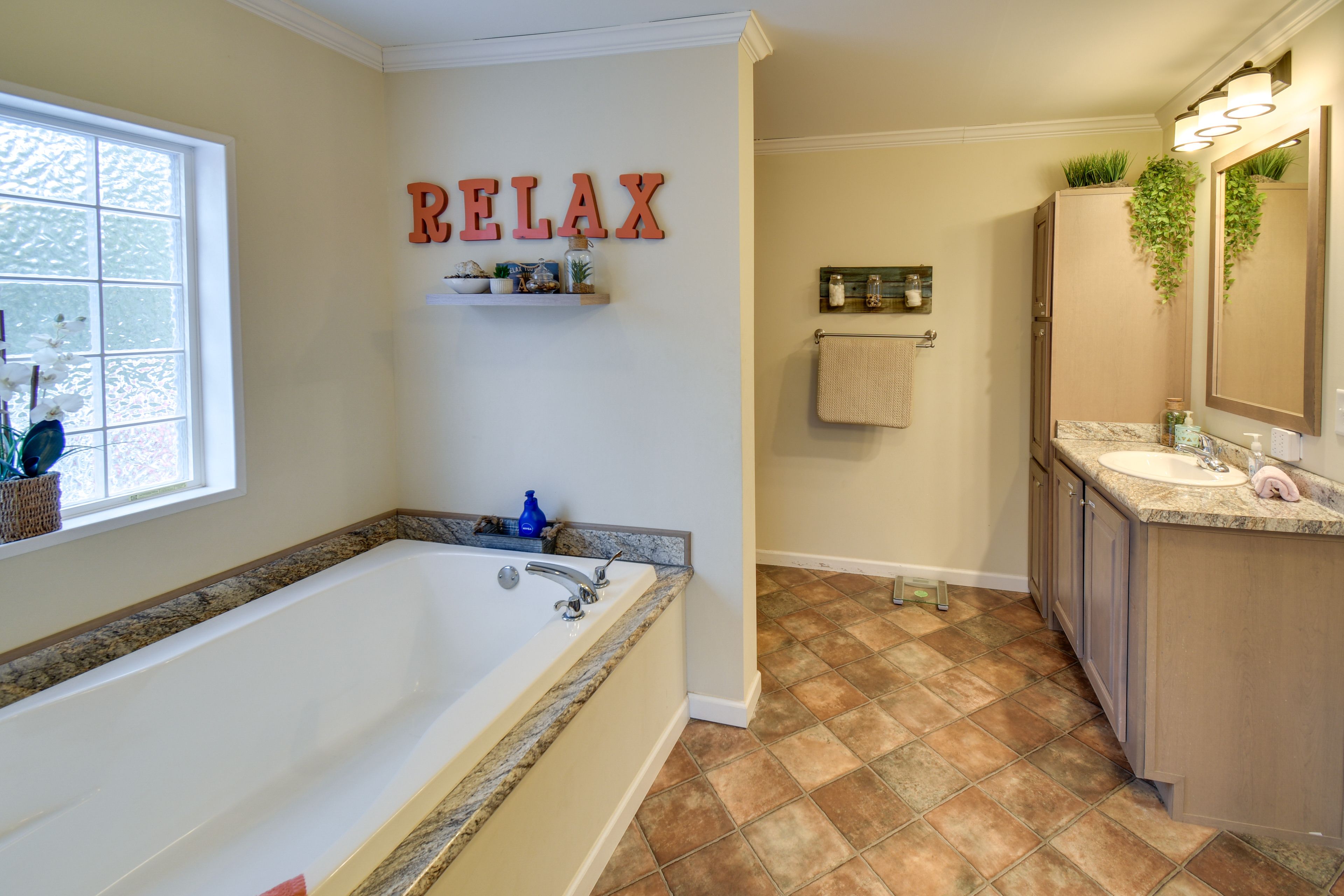 En-Suite Bathroom | Main Level