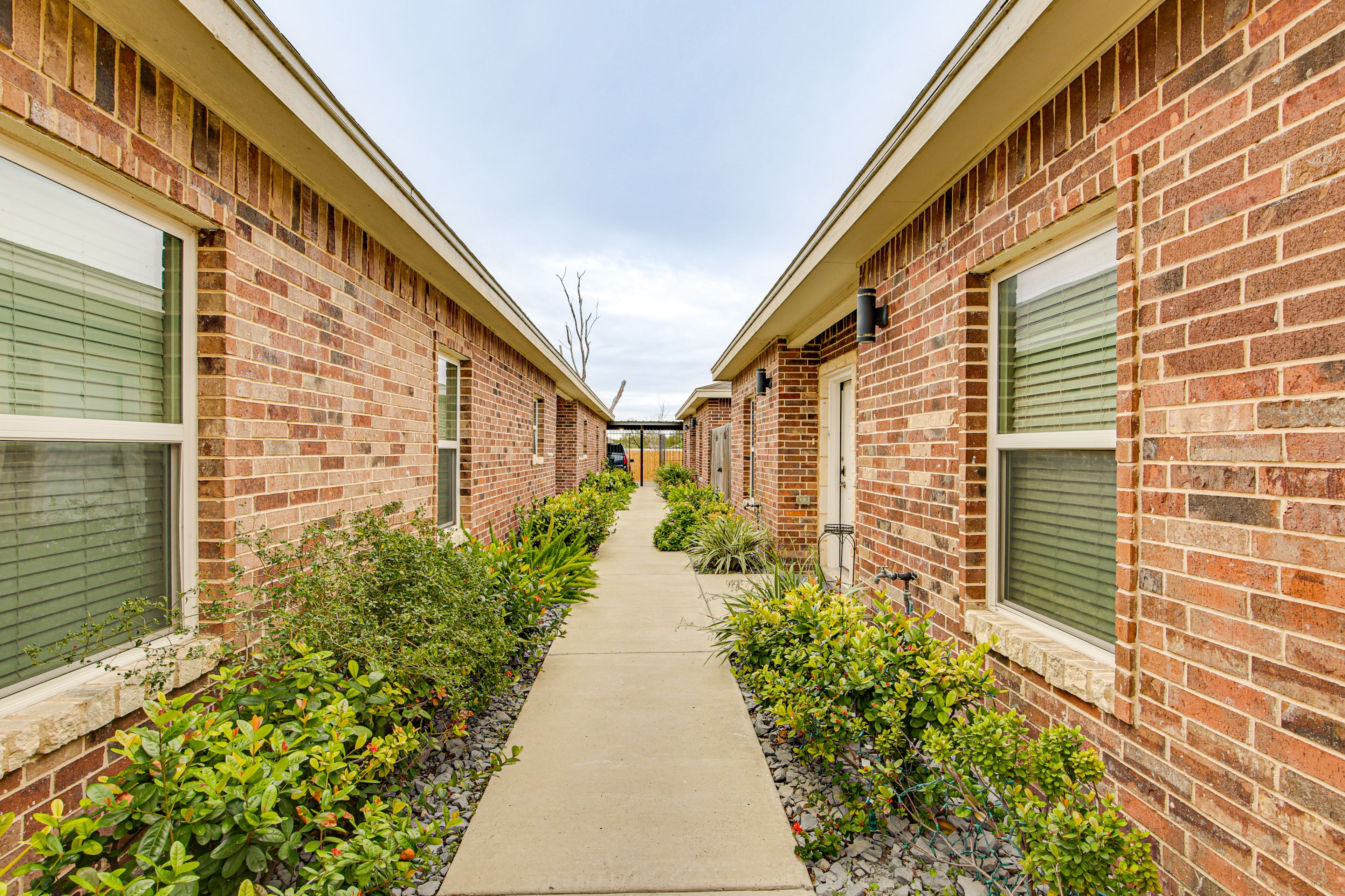 Unit Exterior | Single-Story Condo | 7 Mi to Edinburg World Birding Center