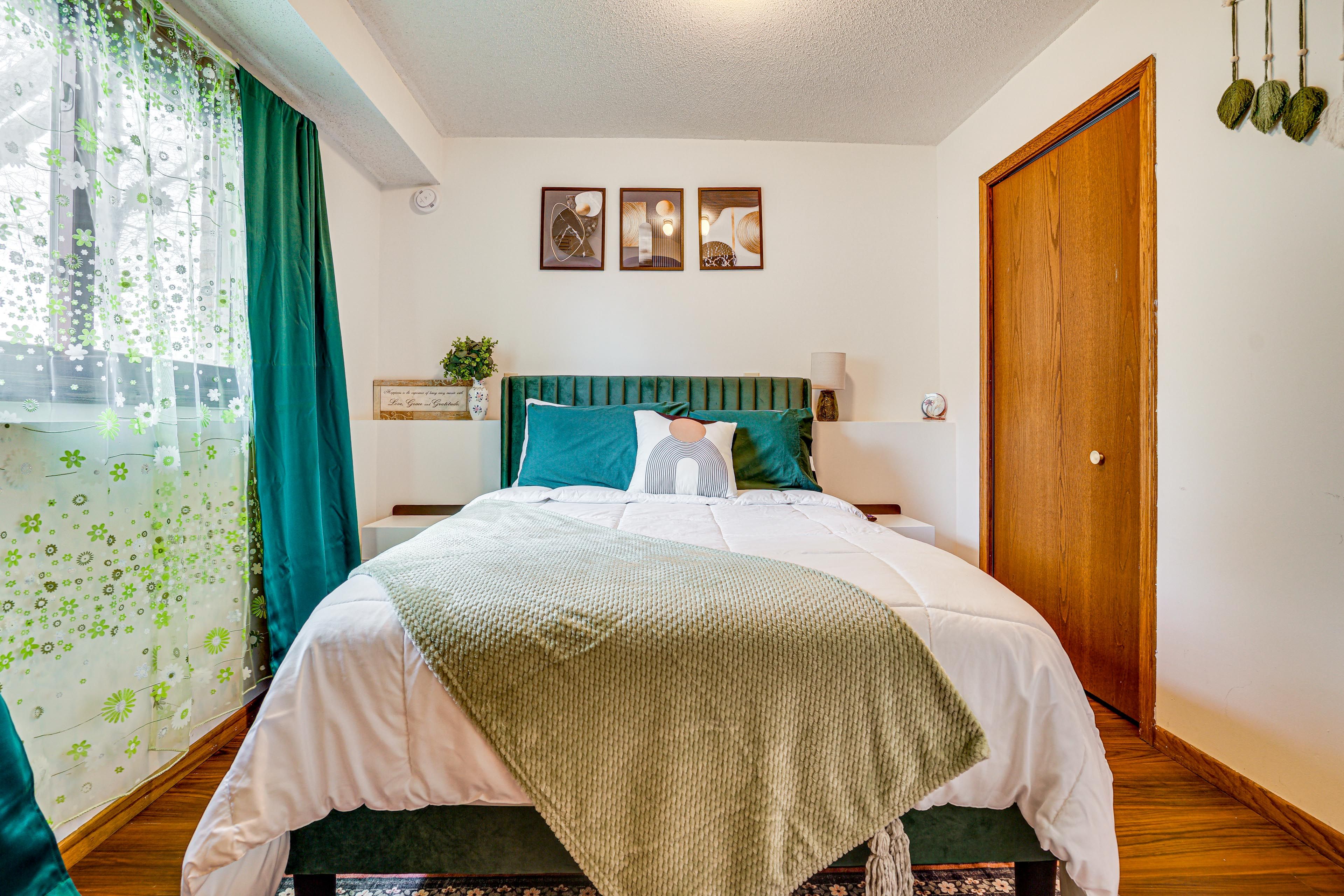 Bedroom 5 | Full Bed | Lower Level