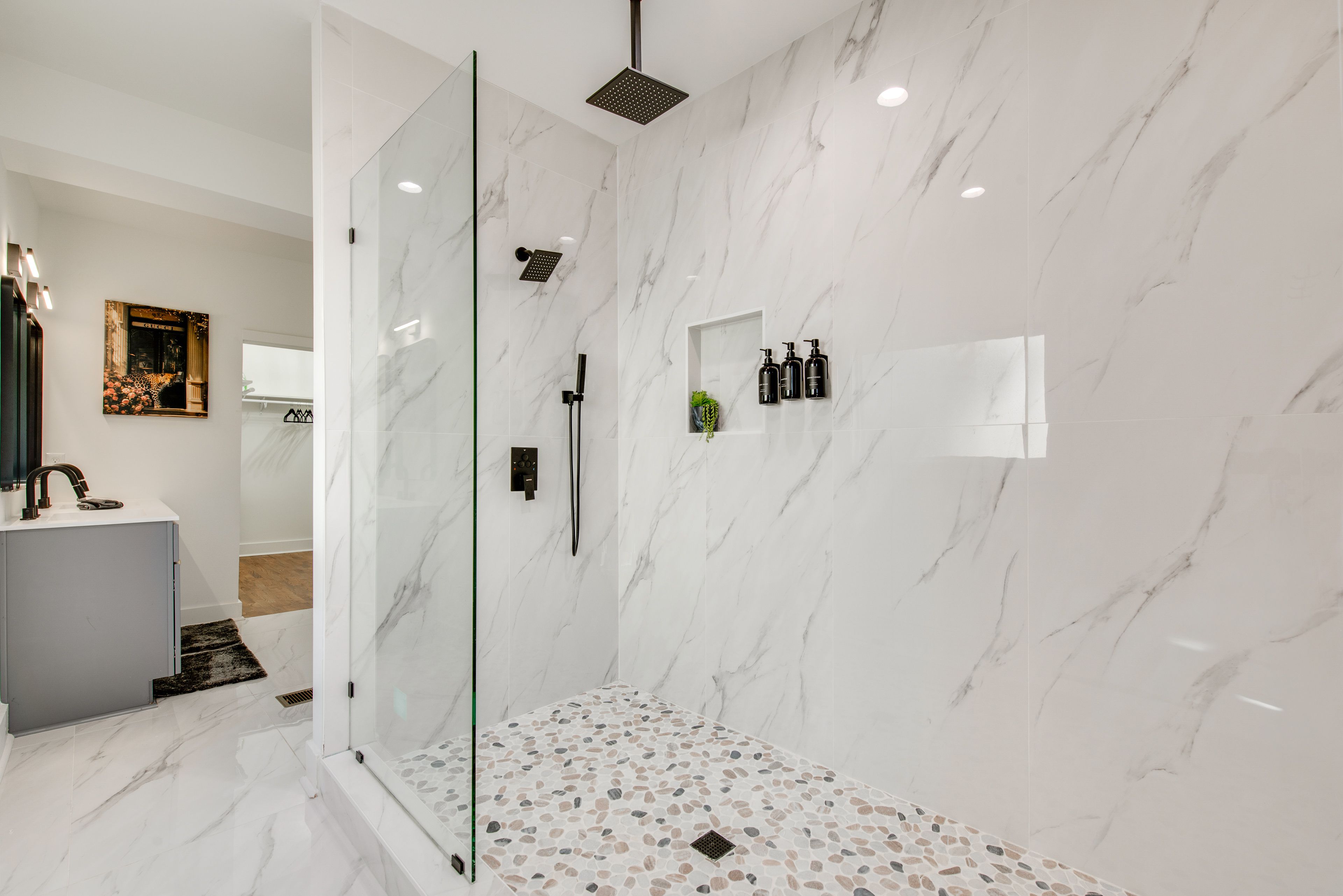 Bathroom | 1st Floor