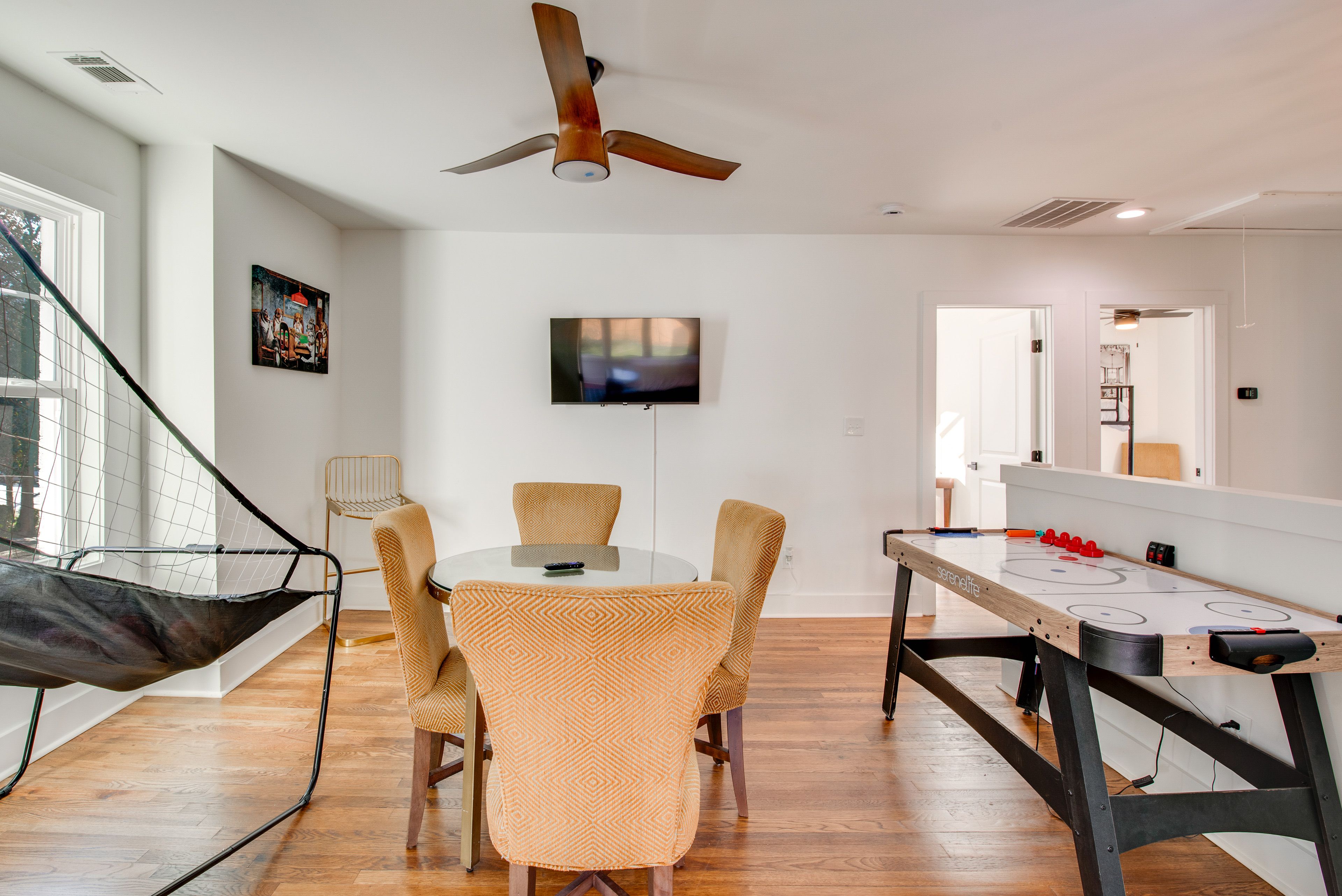 Loft | Smart TV | 2nd Floor