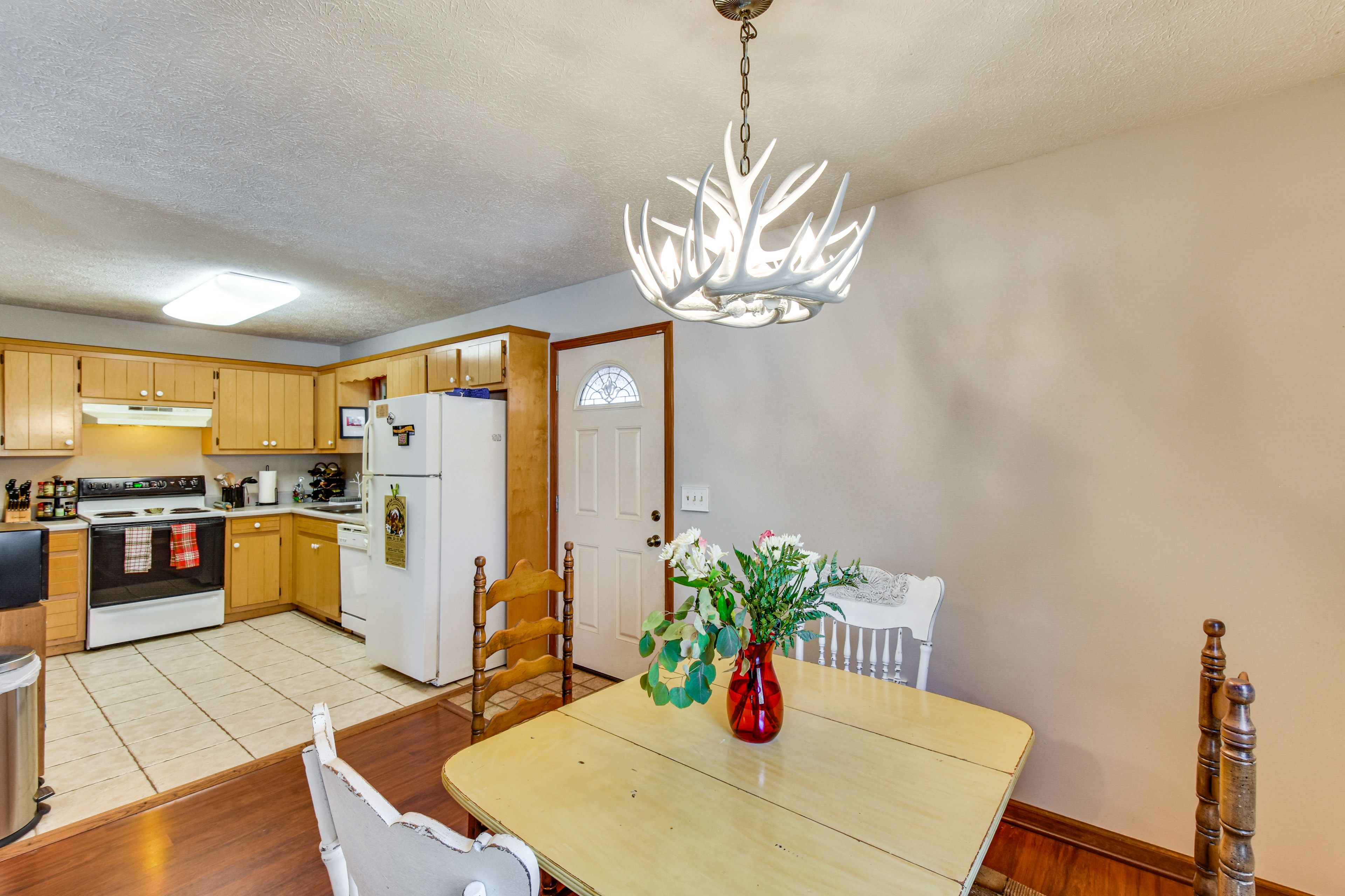 Dining Area | 1st Floor