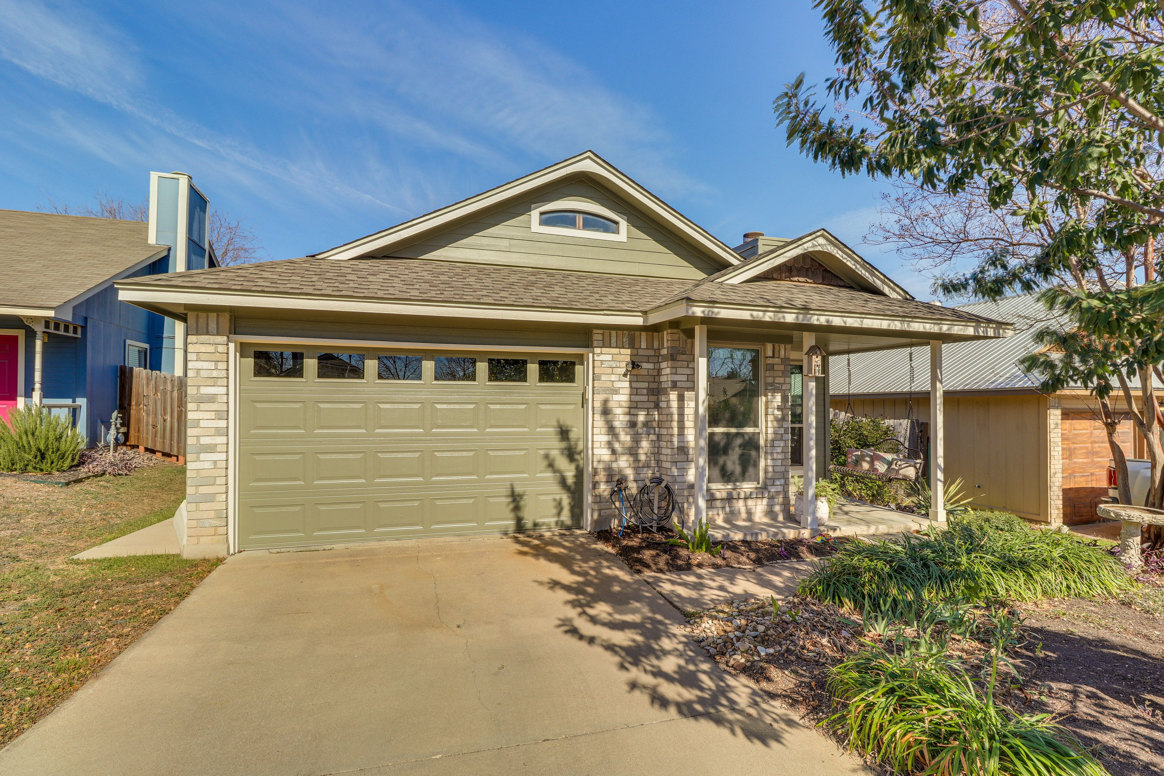 Parking | Driveway (2 Vehicles) | Garage Unavailable