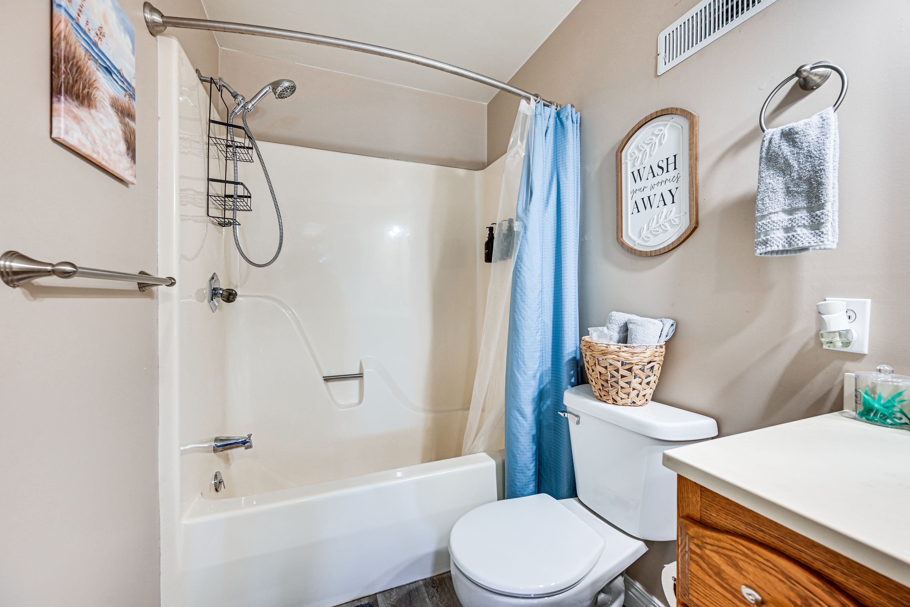 Bathroom | Towels Provided | 1st Floor