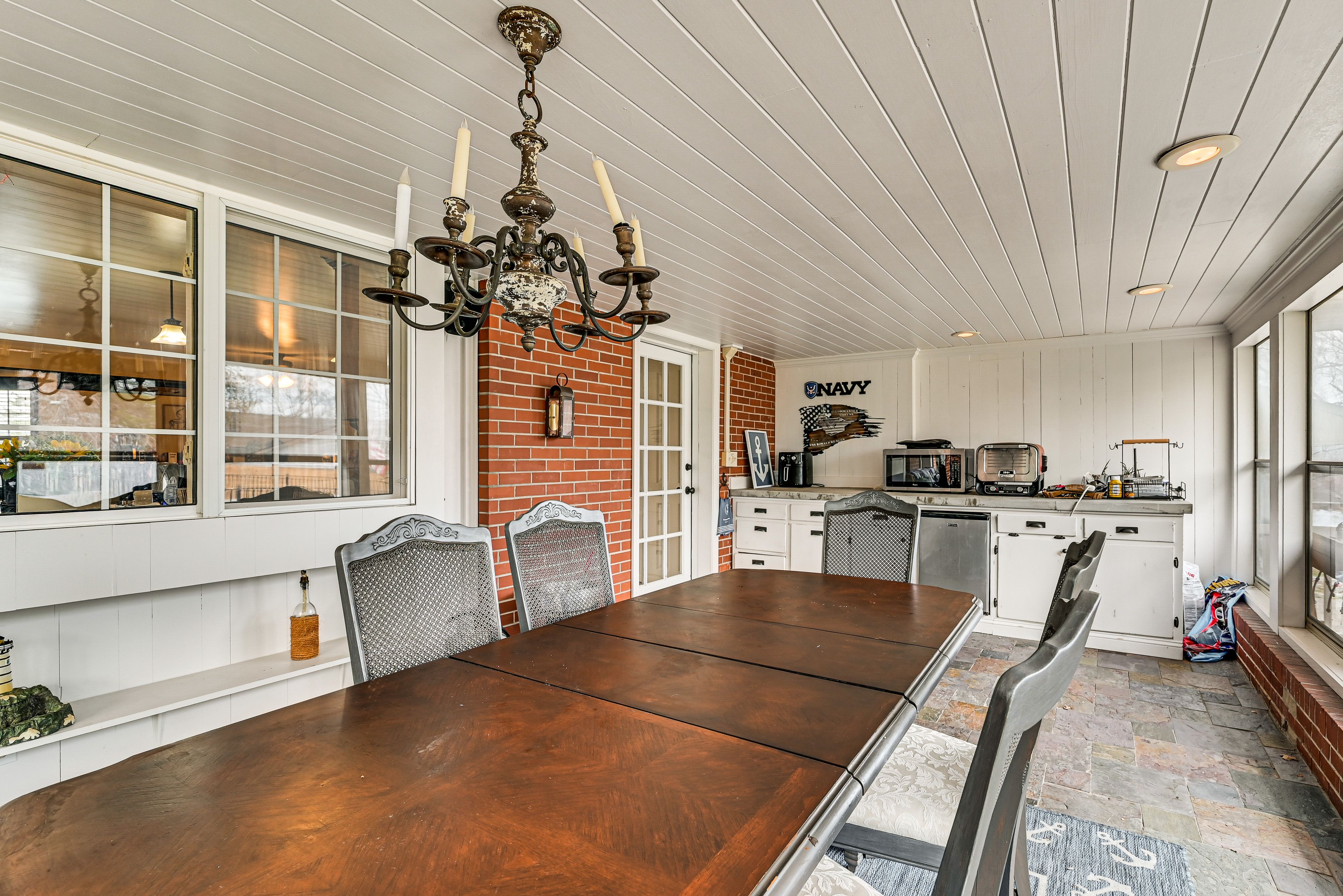 Screened Porch | Kitchenette