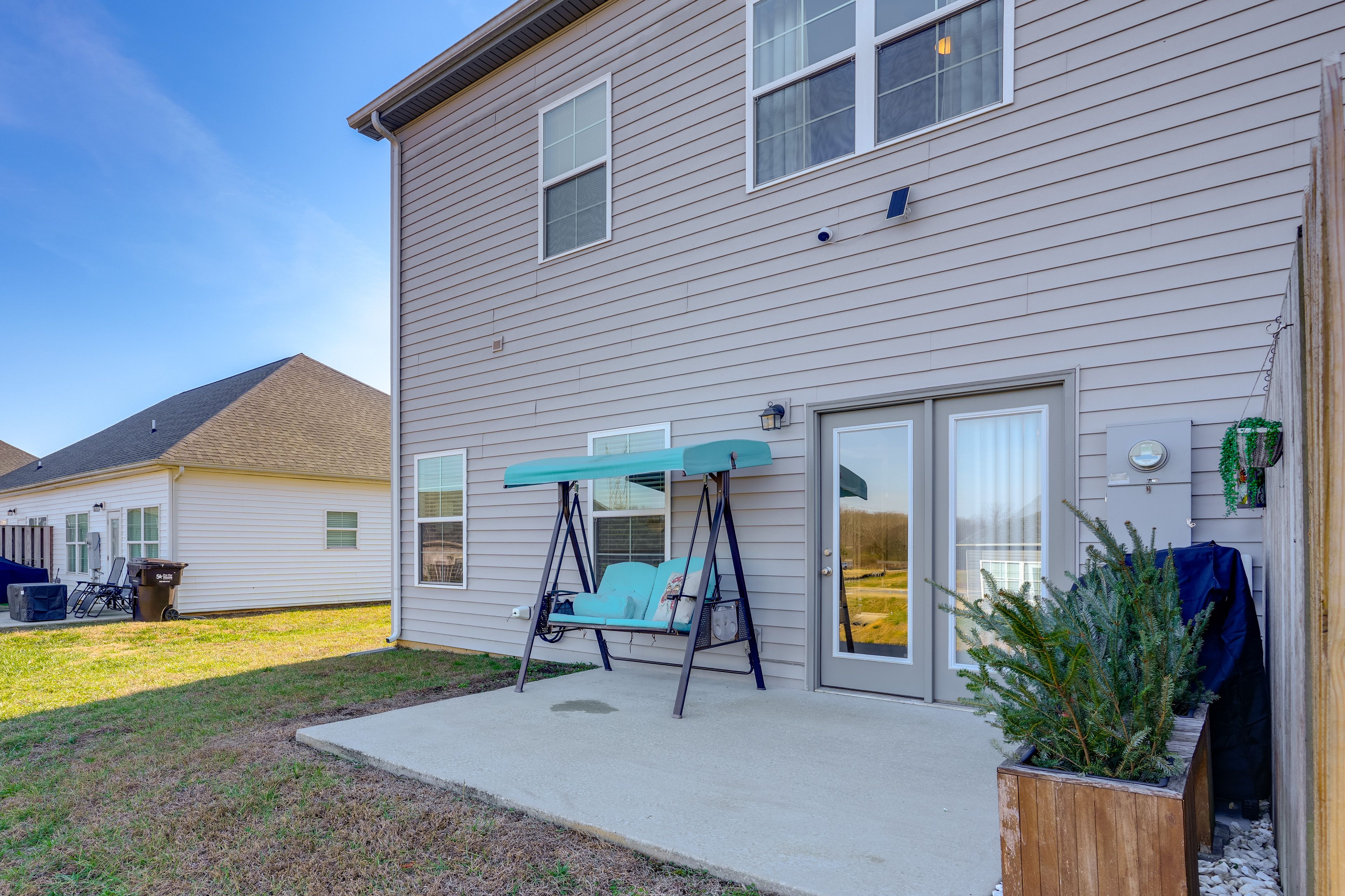 Rear Patio | Charcoal Grill