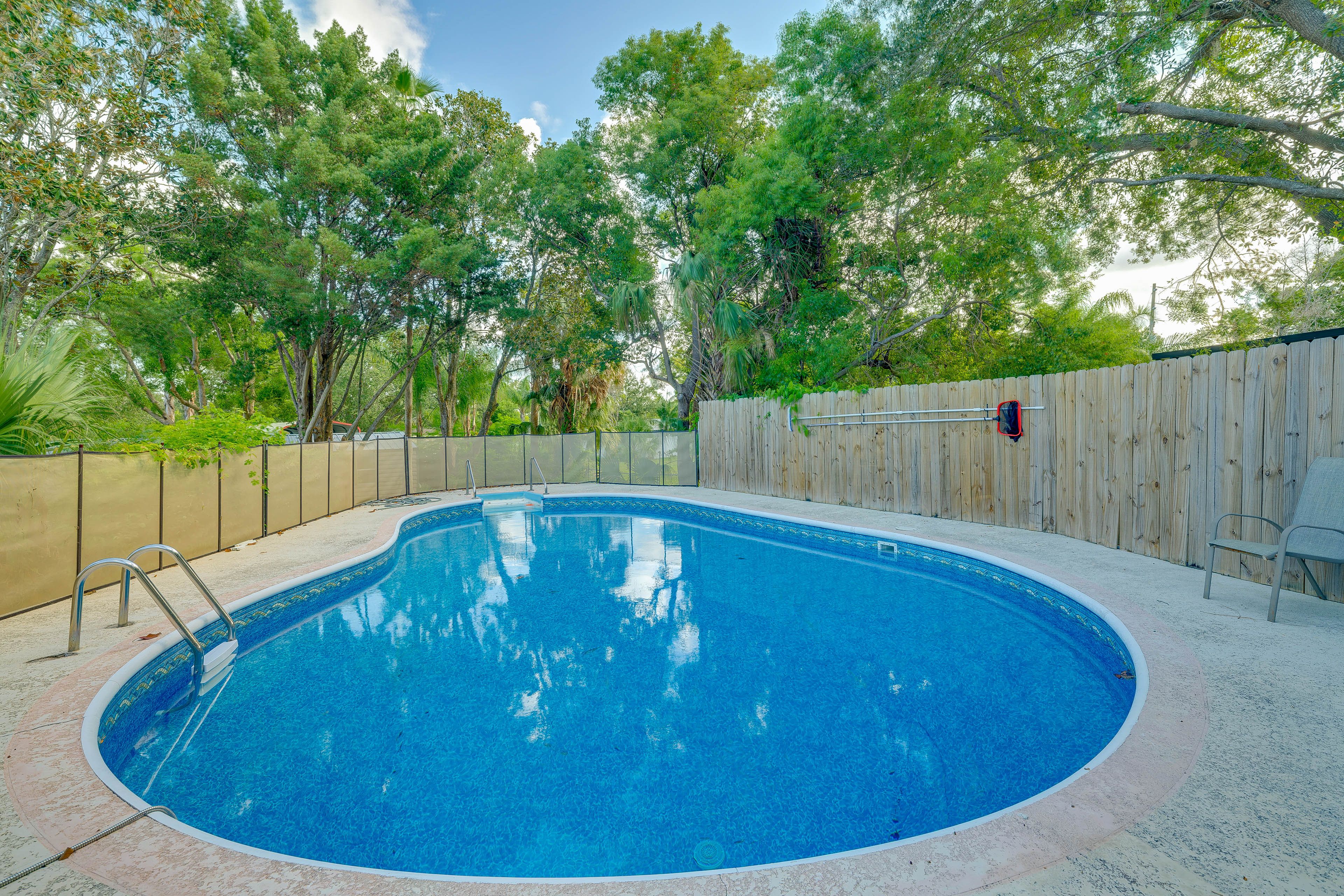 Hudson Vacation Rental | 4BR | 3BA | 2,300 Sq Ft | Stairs Required