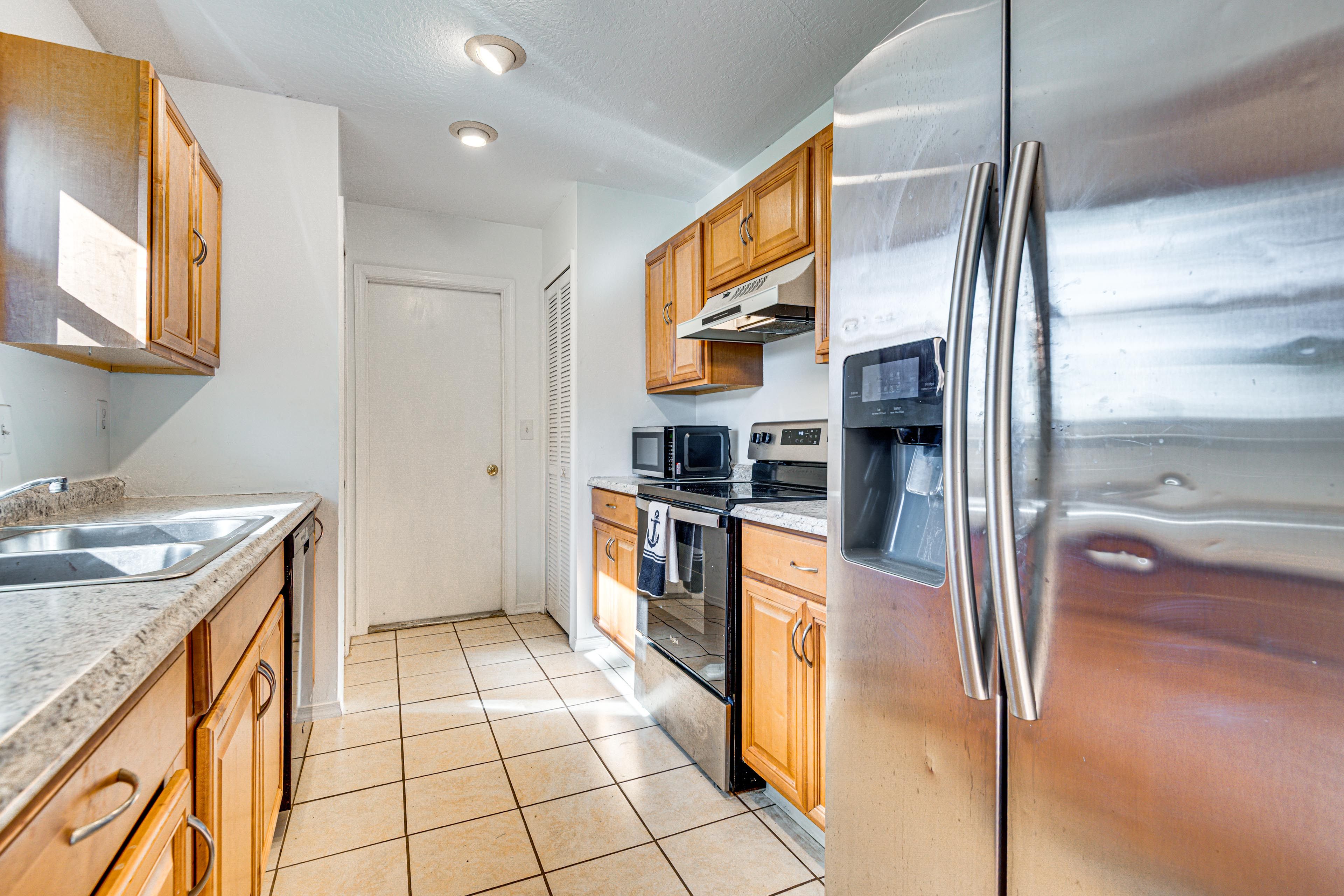 Kitchen | Drip Coffee Maker | Dishwasher