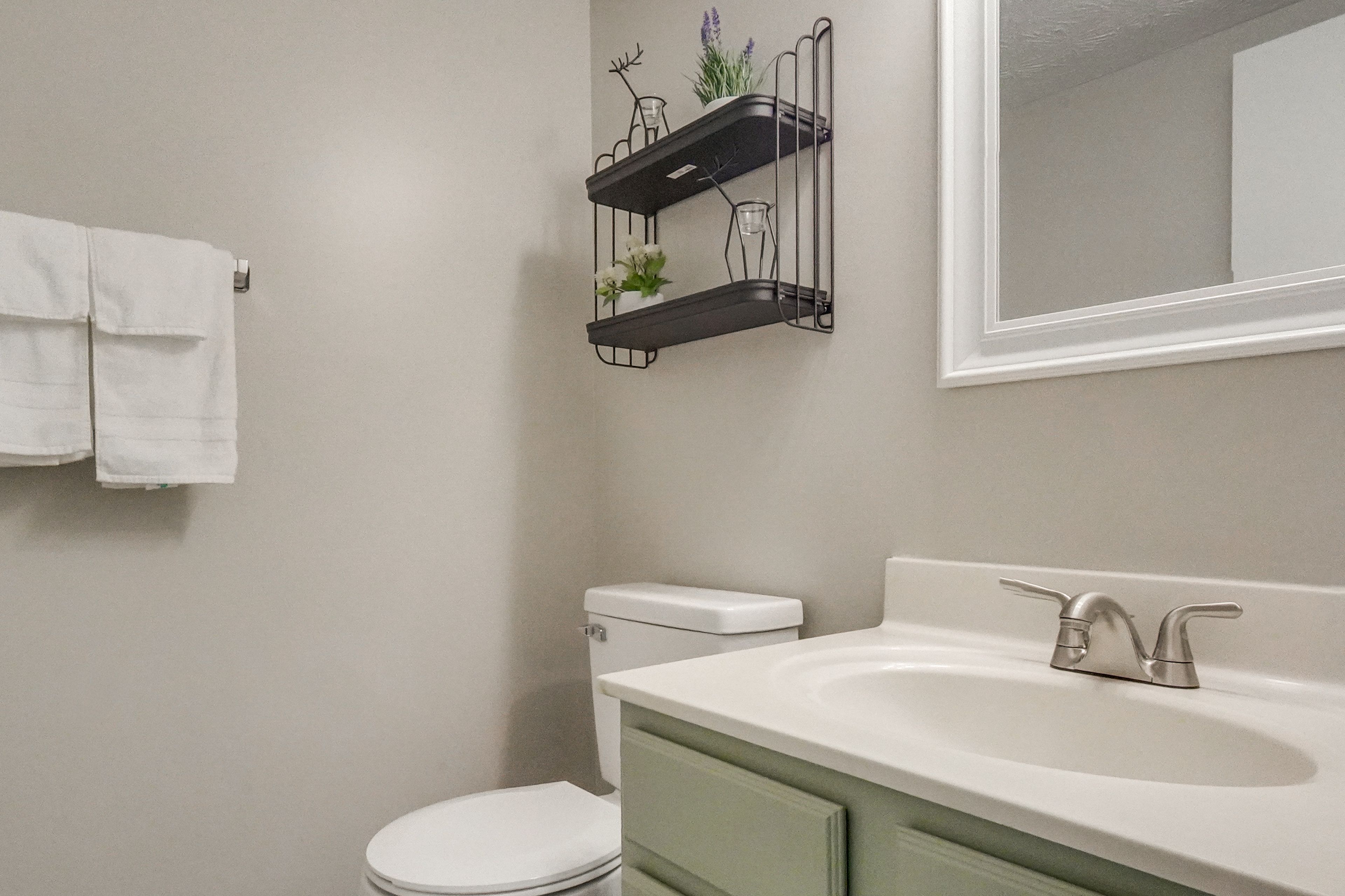 Half Bathroom | 1st Floor