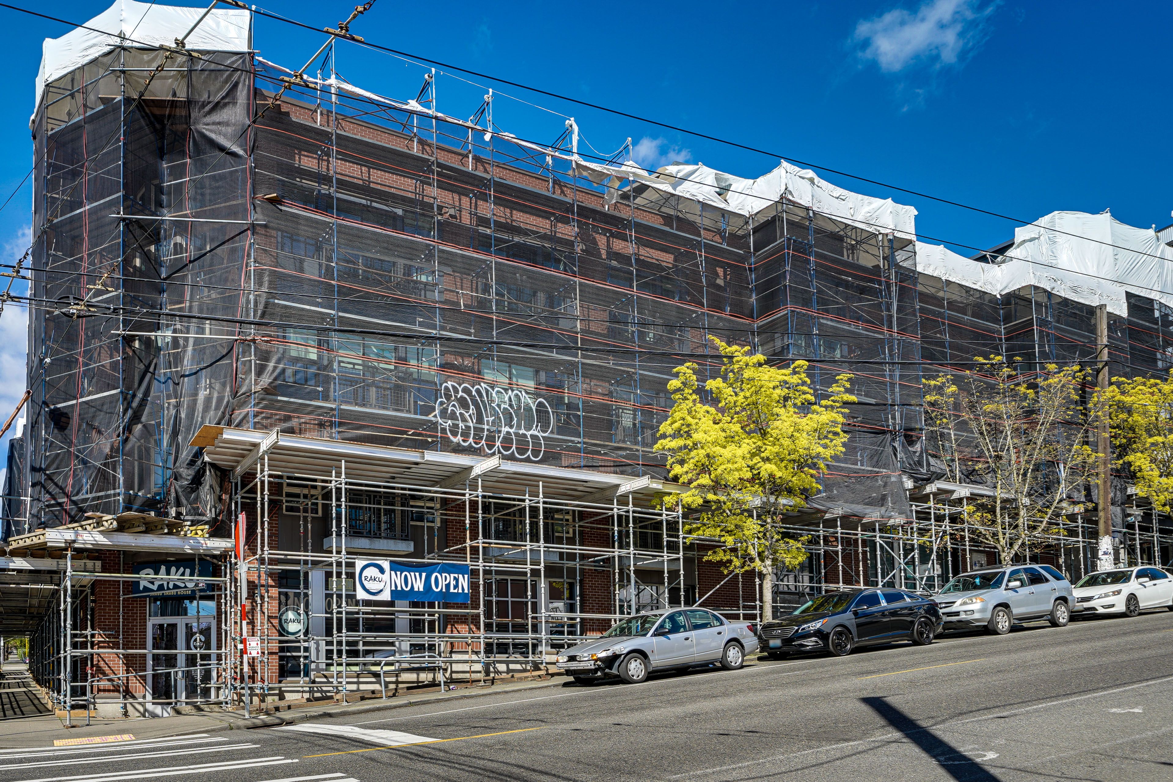 The Braeburn Exterior