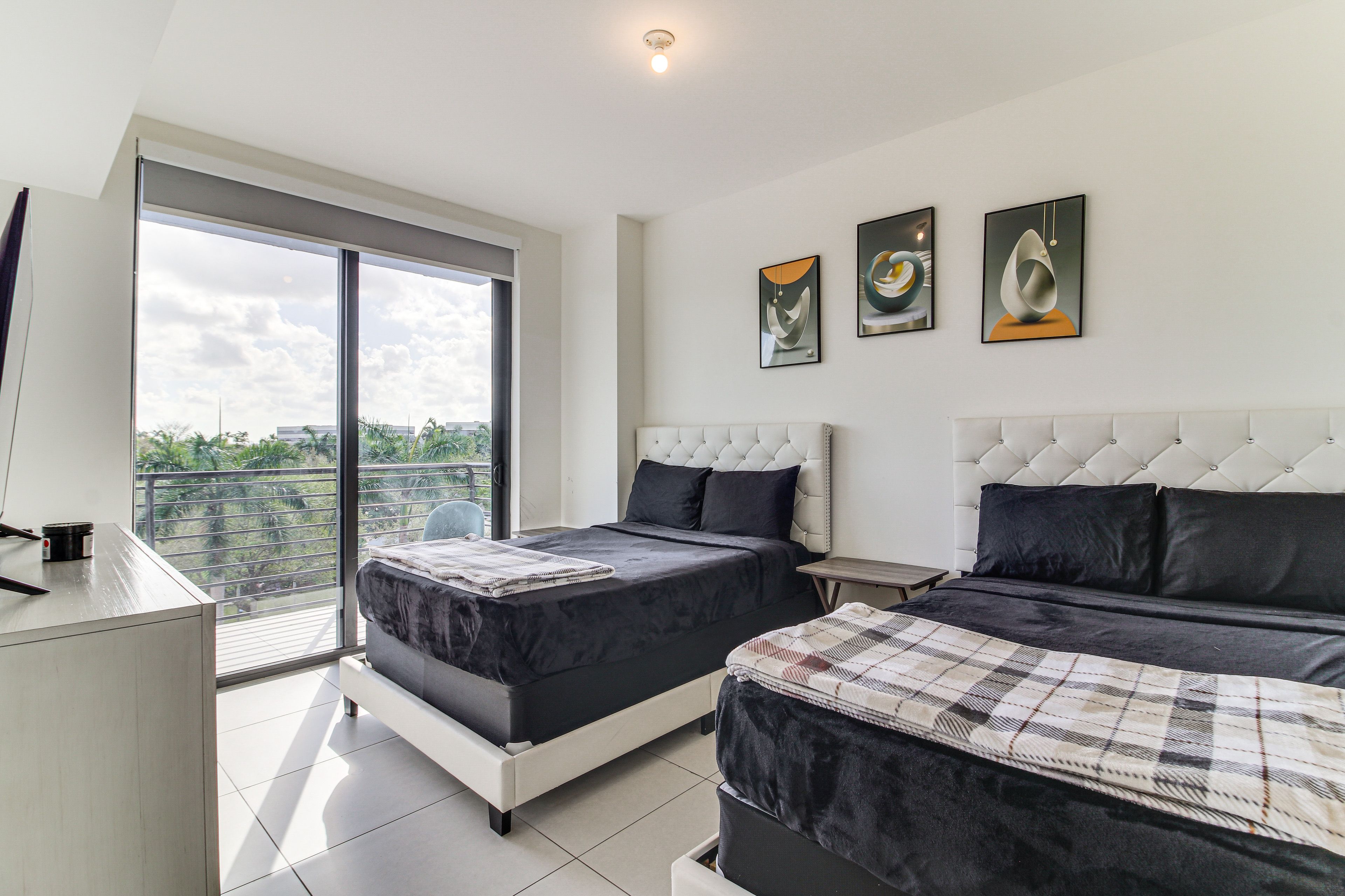 Bedroom 1 | 2 Full Beds