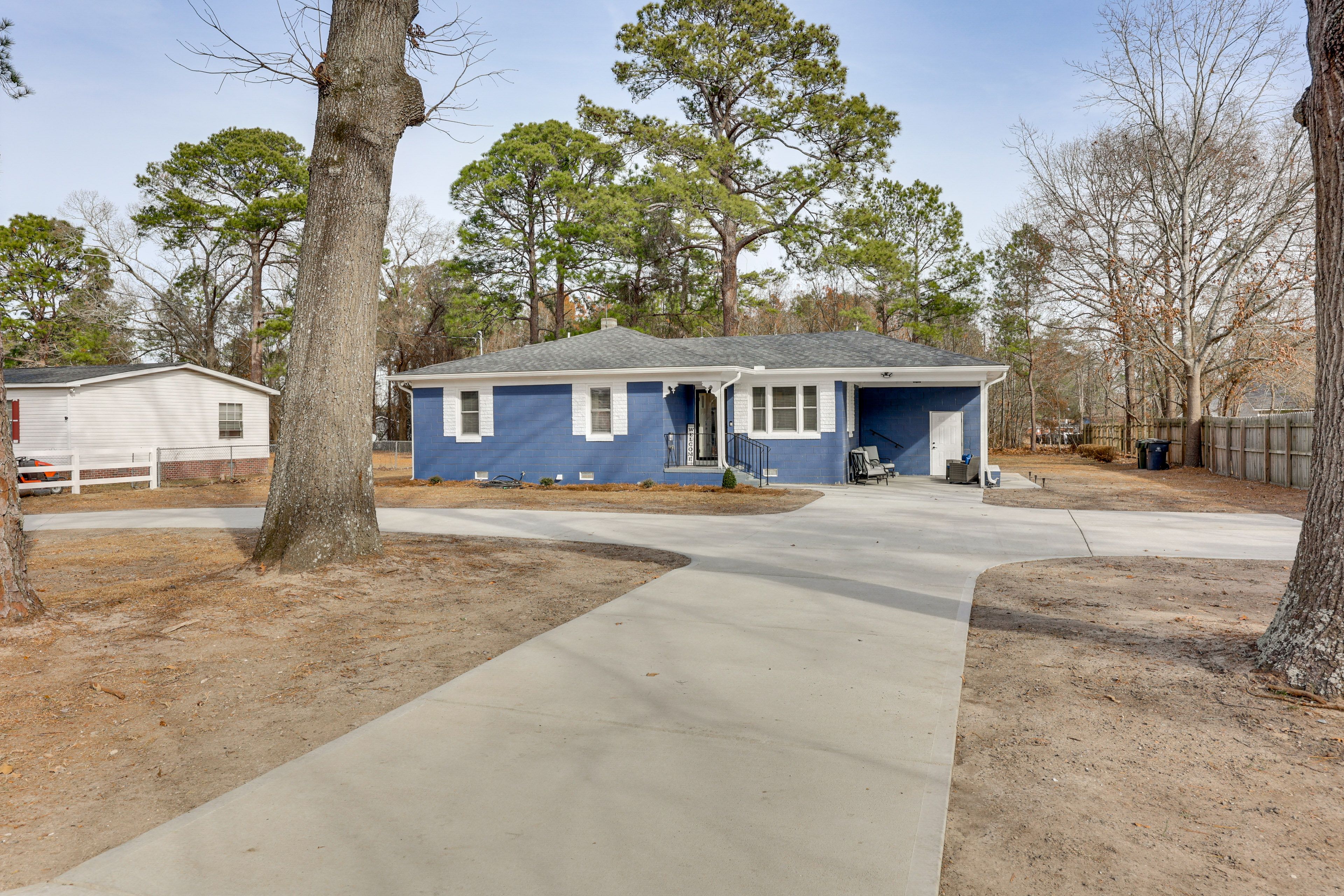 Exterior | Circular Driveway (3 Vehicles) | Parking Pad (2 Vehicles)
