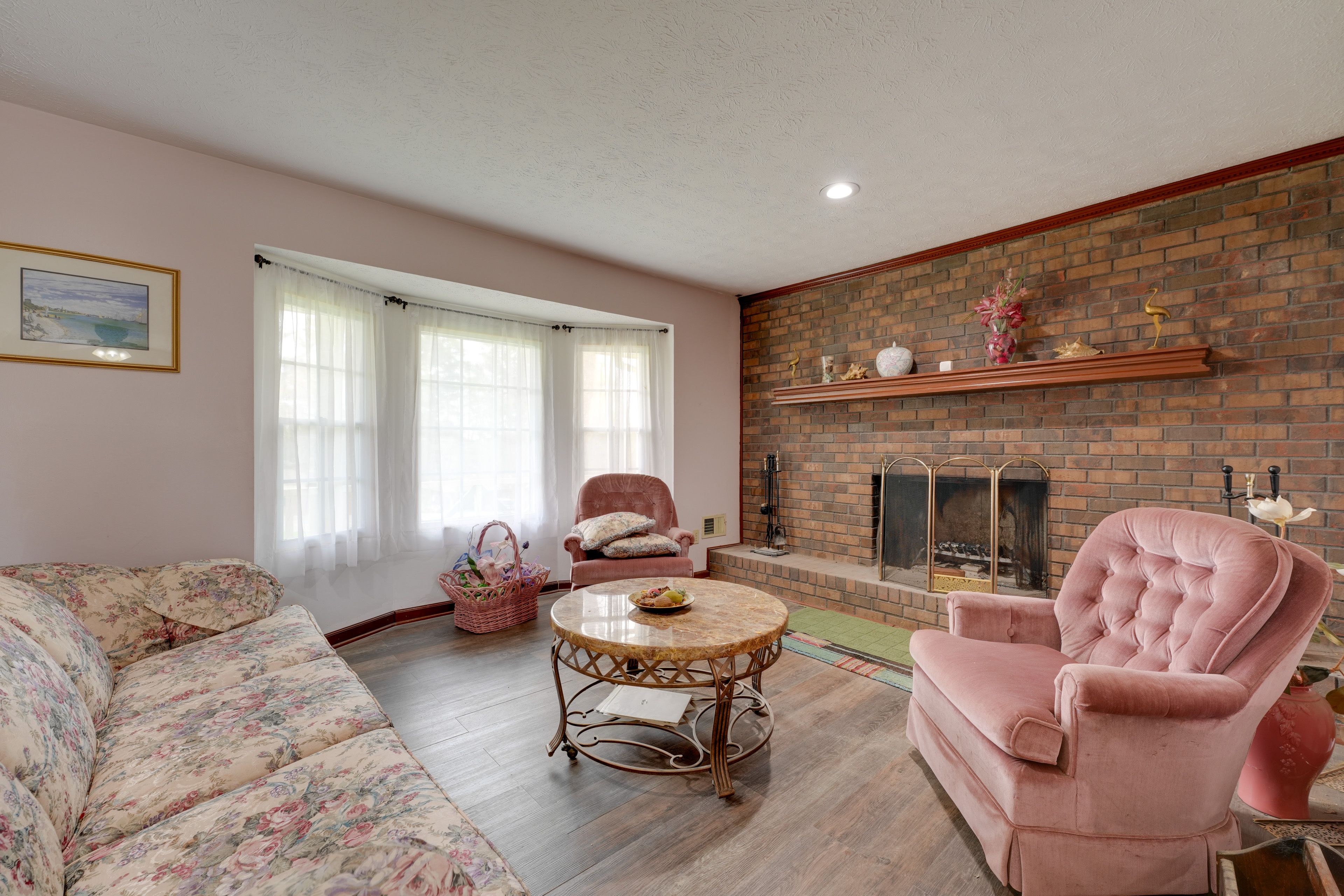 Living Room | Main Level