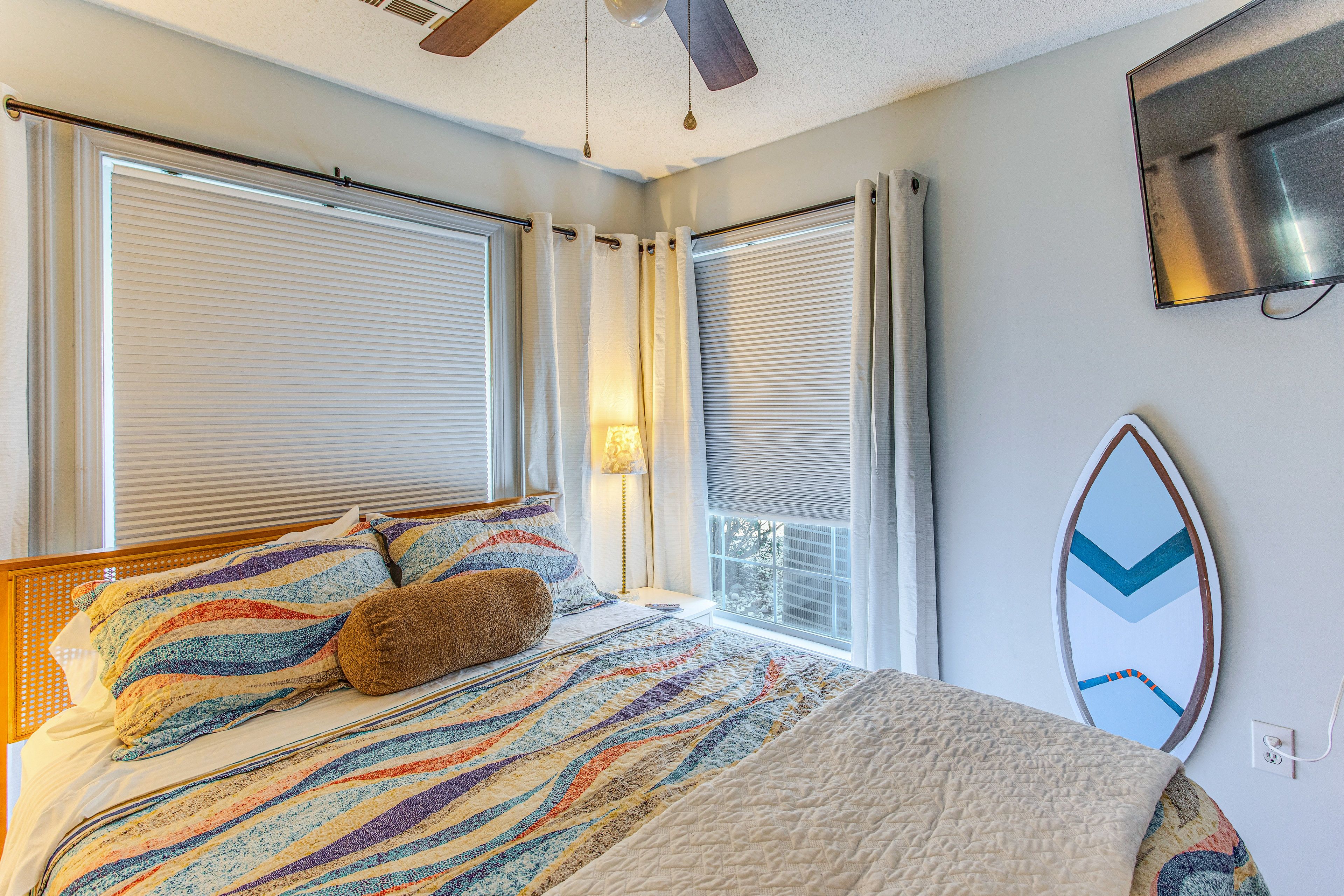 Bedroom 3 | Queen Bed