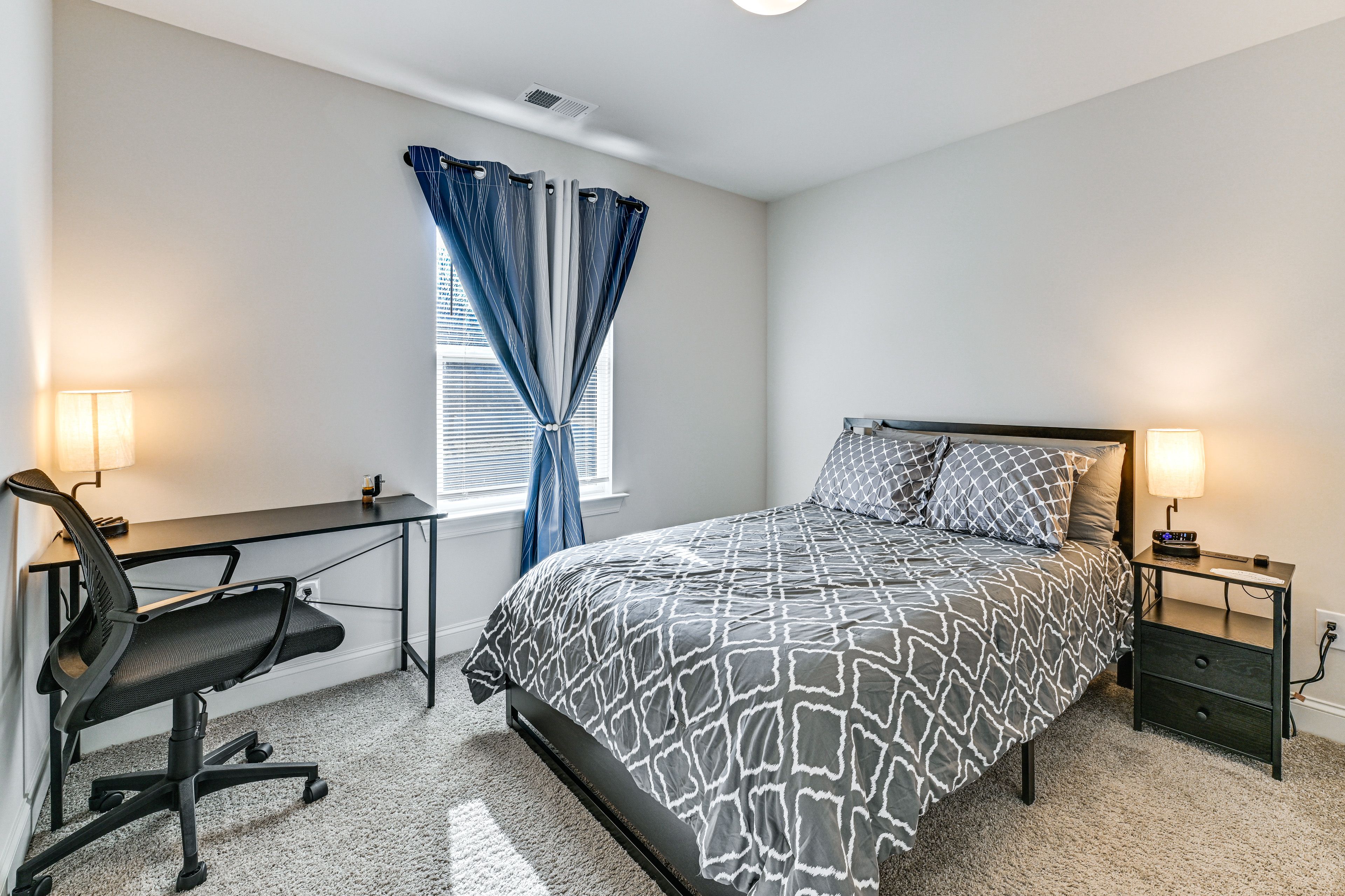 Bedroom 2 | 2nd Floor | Full Bed | Linens Provided