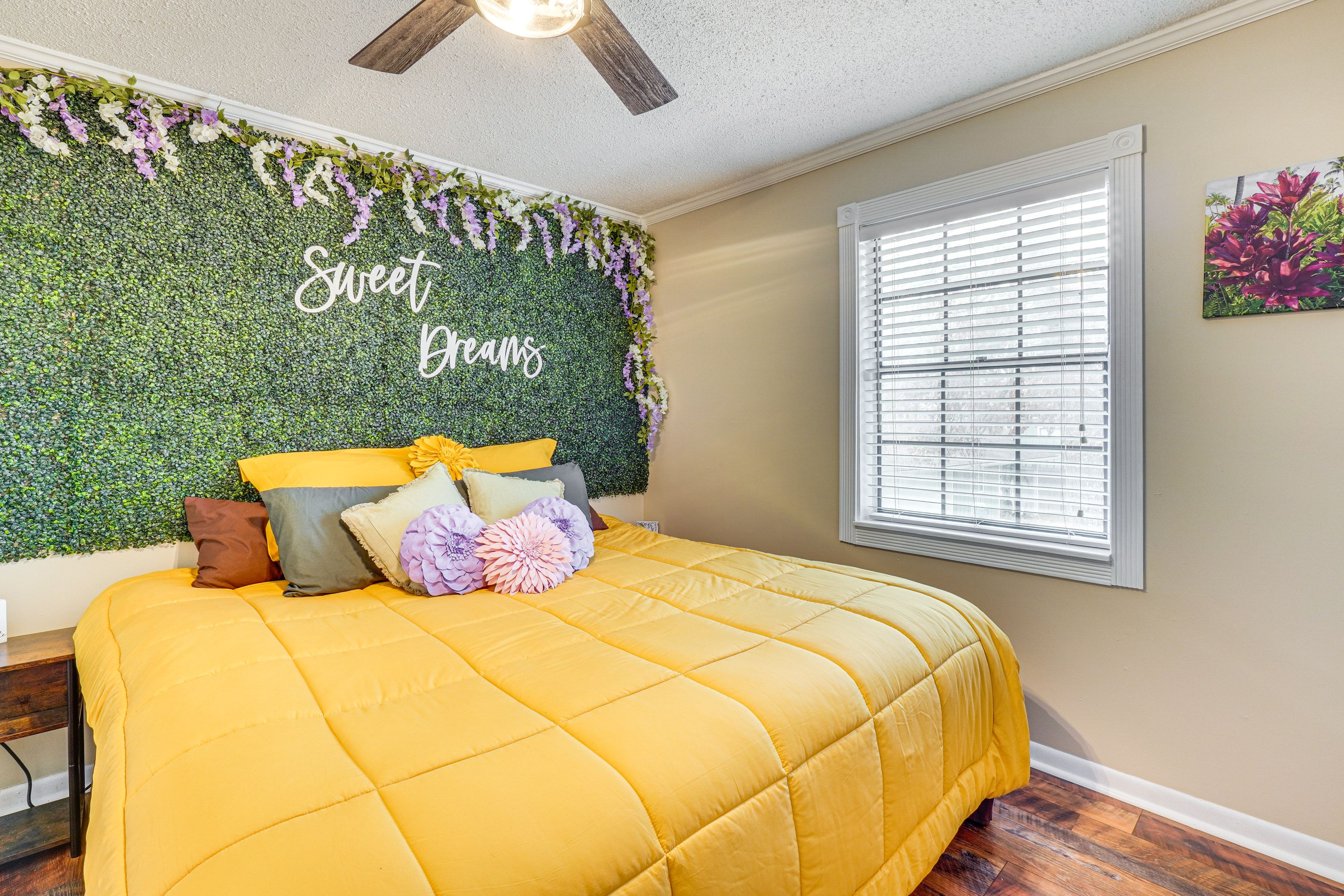 Bedroom 1 | 1st Floor | King Bed