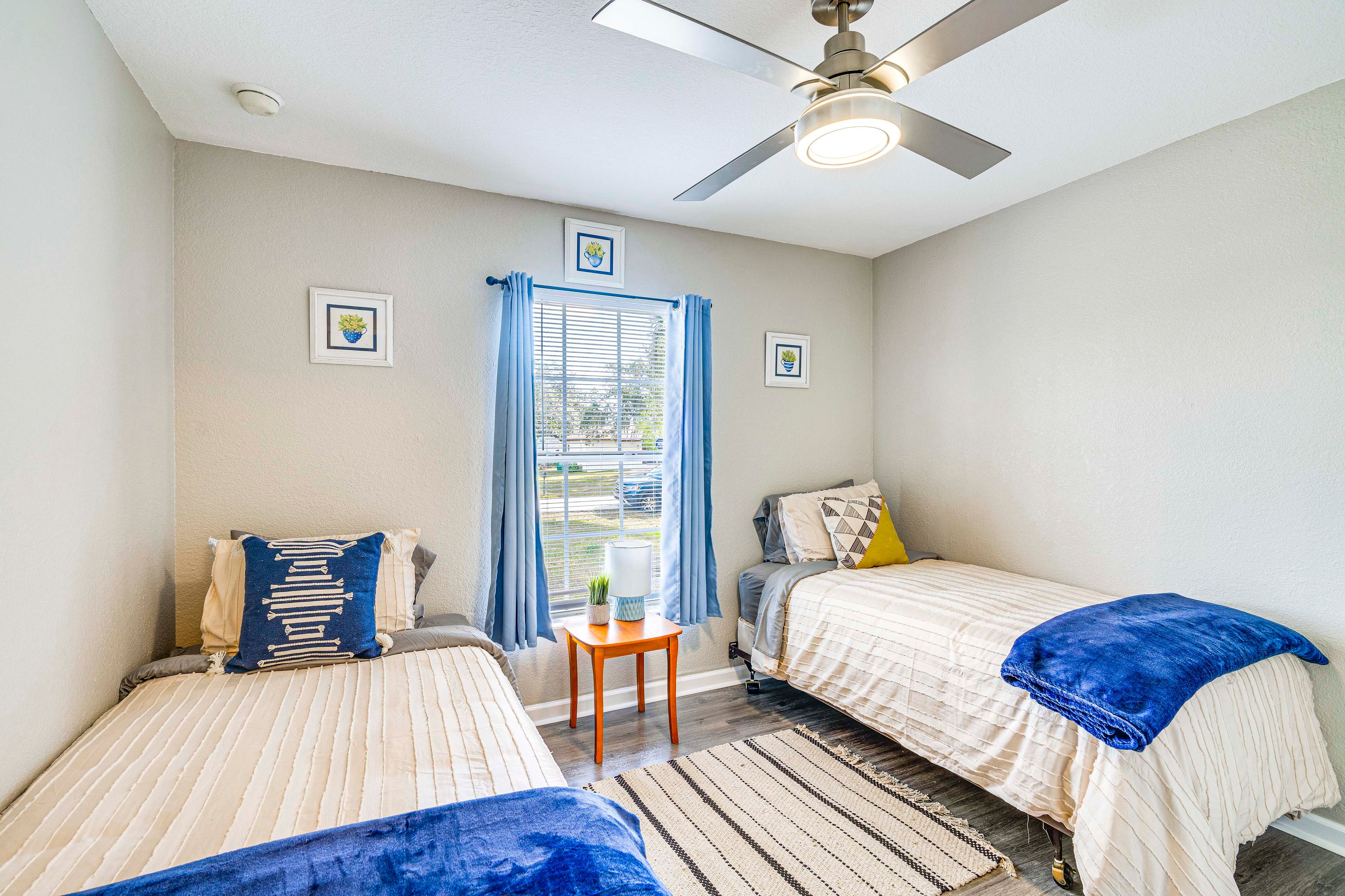 Bedroom 3 | 2 Twin Beds