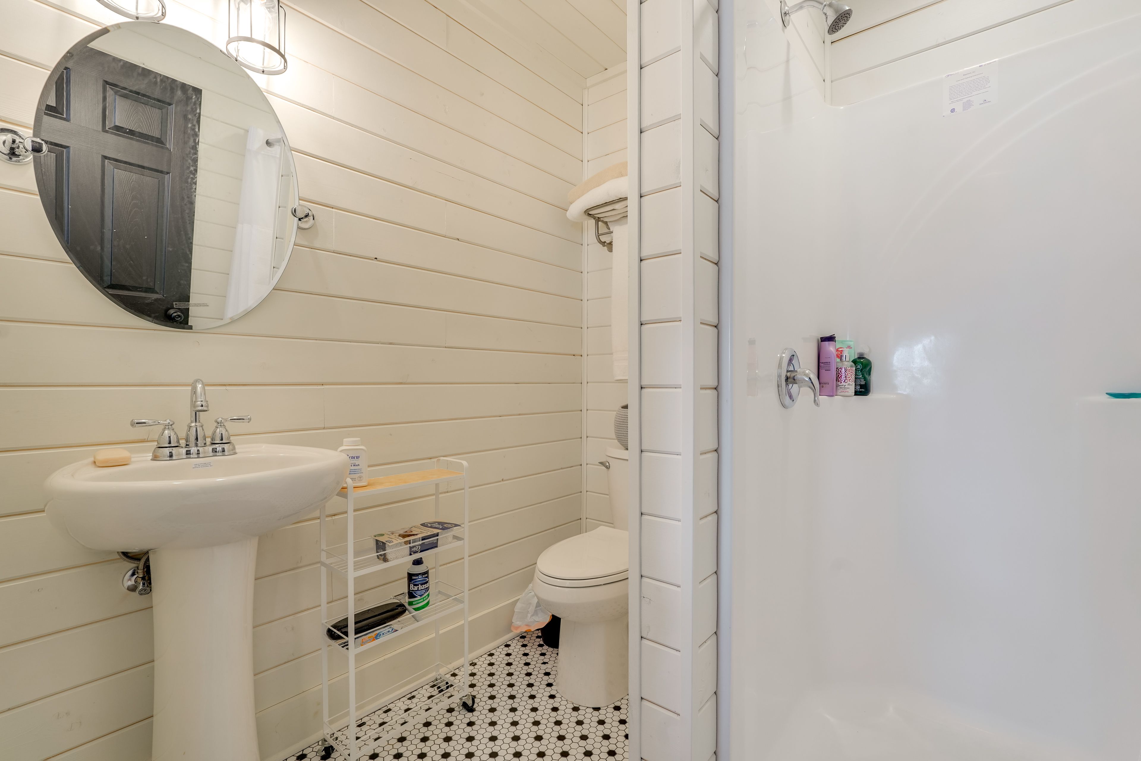 Bathroom | Towels Provided | 1st Floor