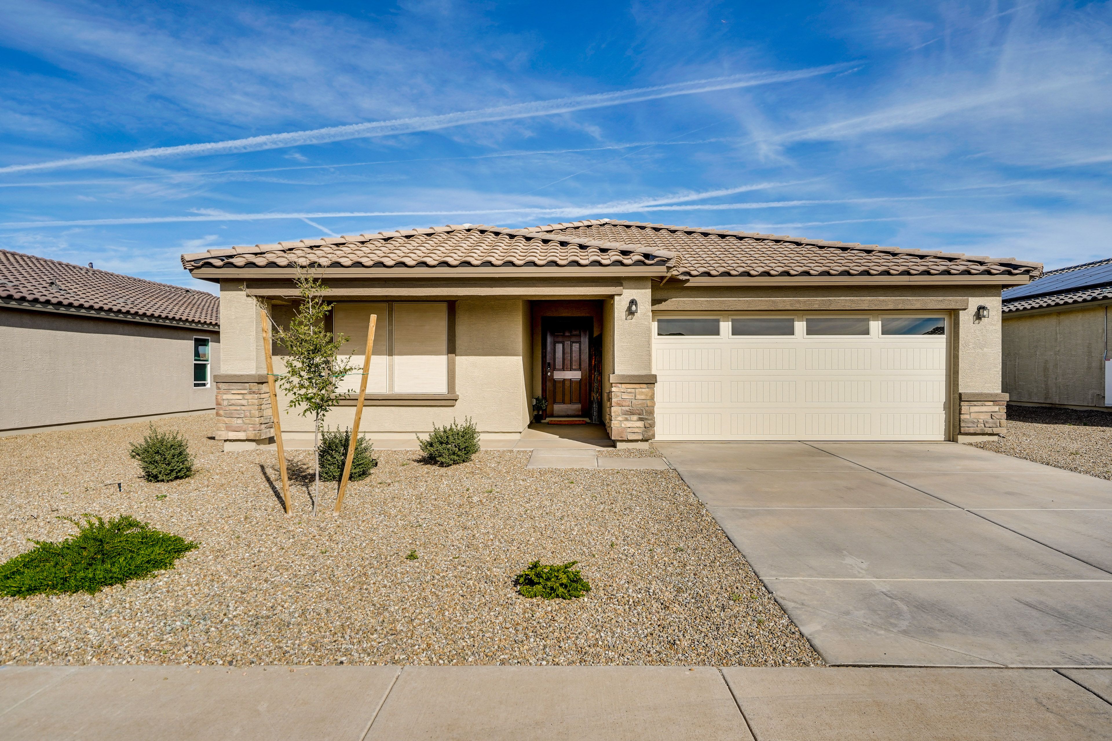 Parking | Garage (2 Vehicles) | Driveway (2 Vehicles) | Free Street Parking