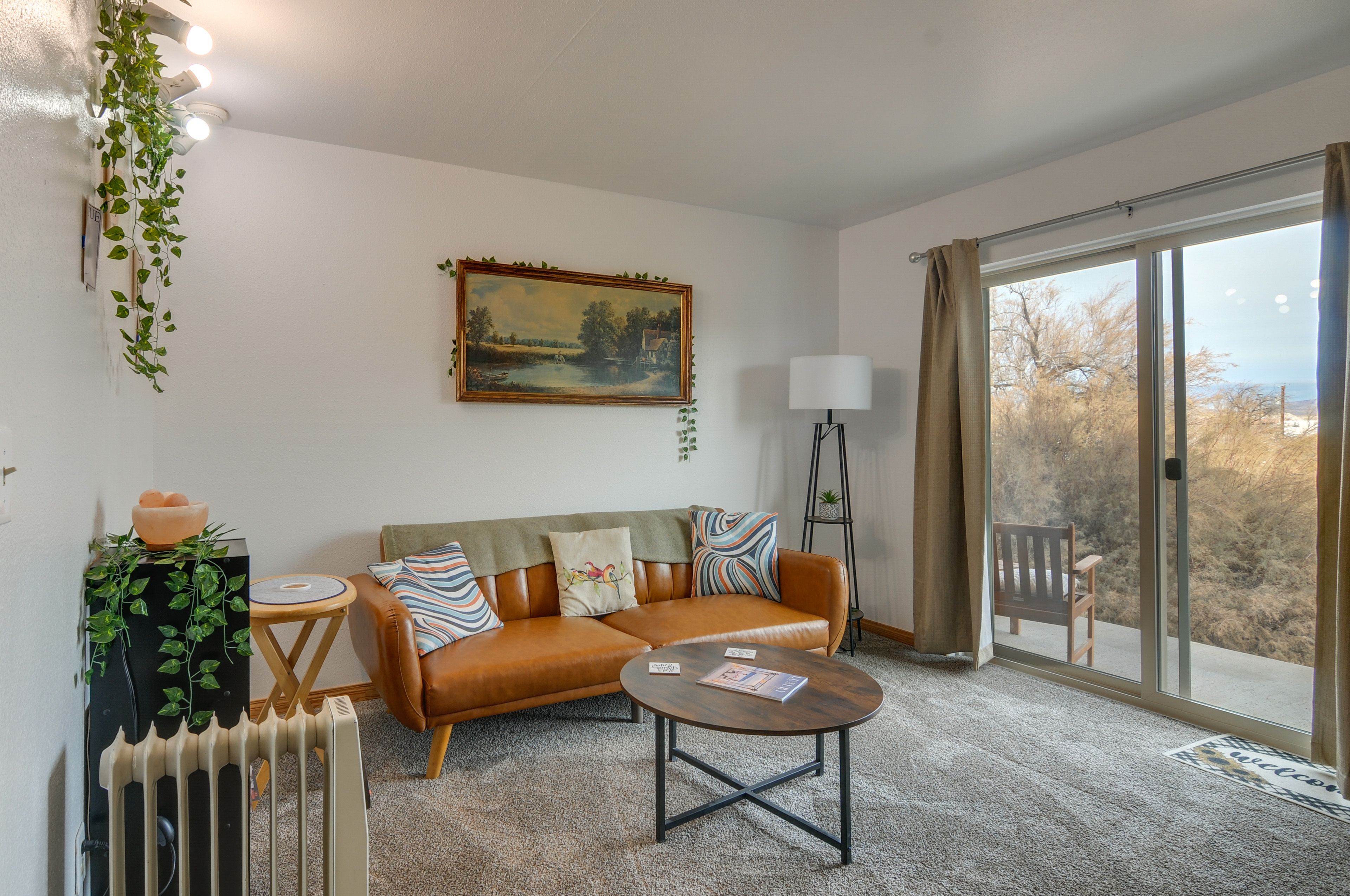 Living Room | Full Sleeper Sofa | Free WiFi | 1st Floor