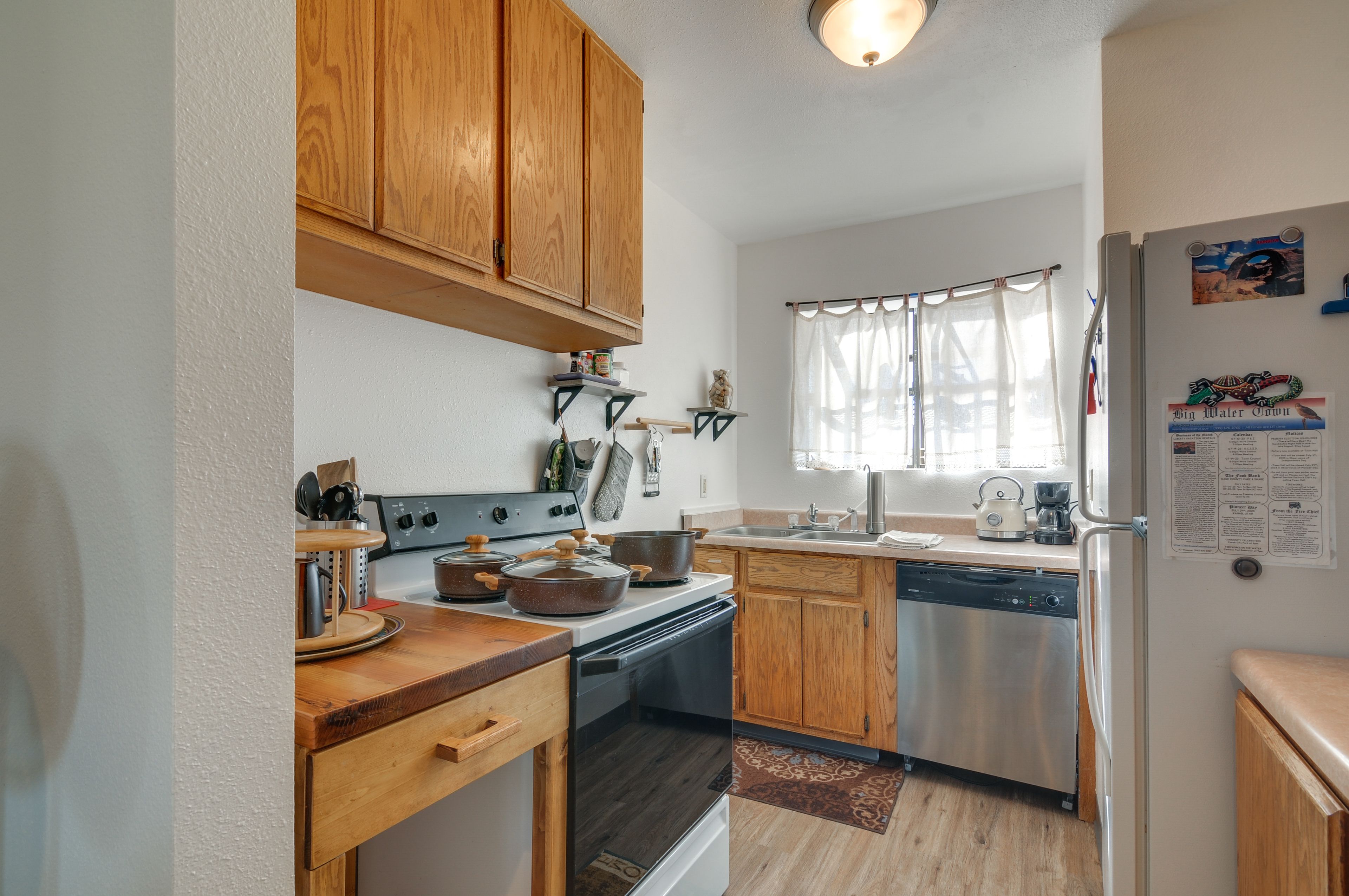 Kitchen | Toaster | Spices | 1st Floor