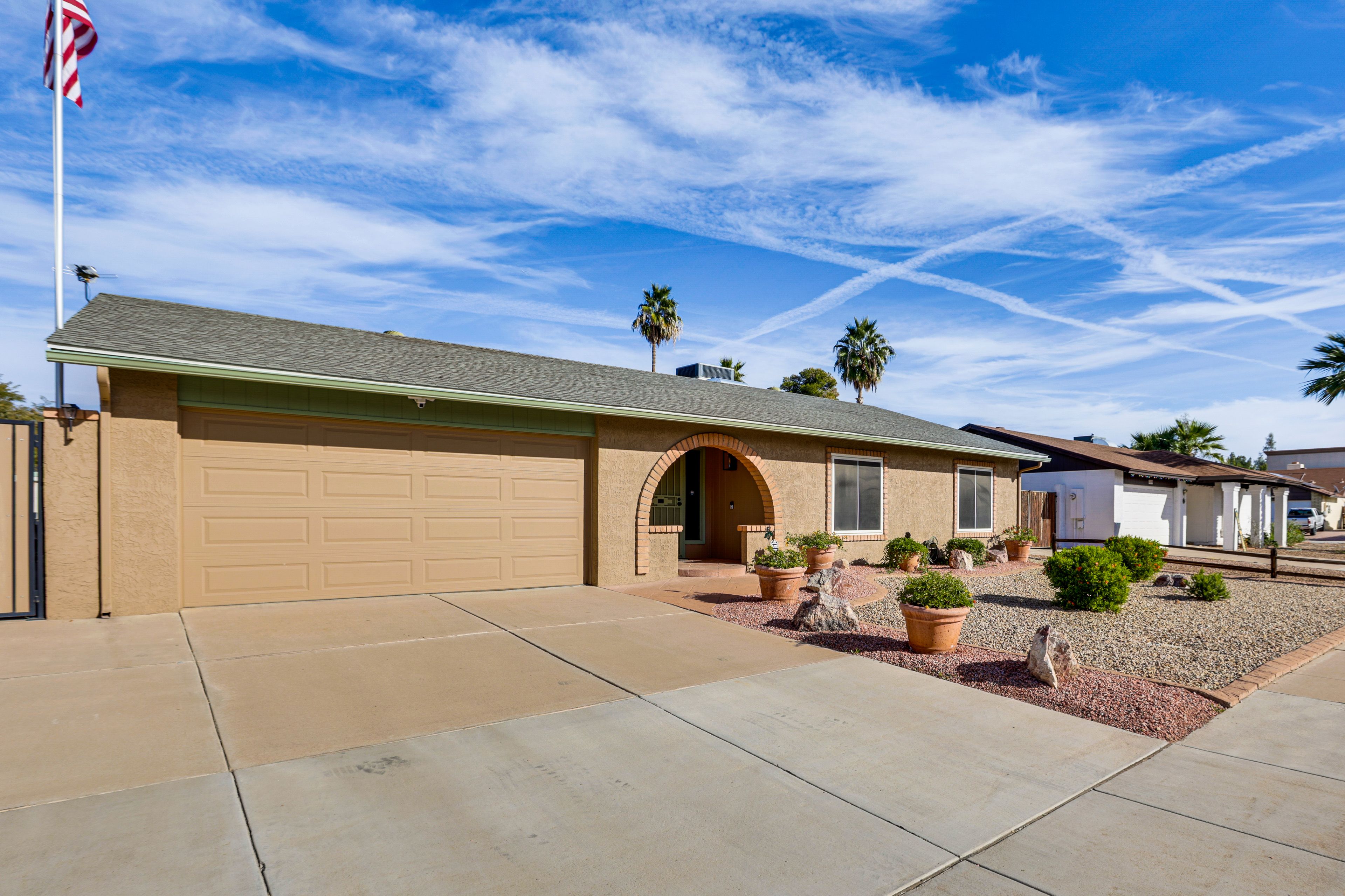 Parking | Garage (2 Vehicles) | Driveway (3 Vehicles)