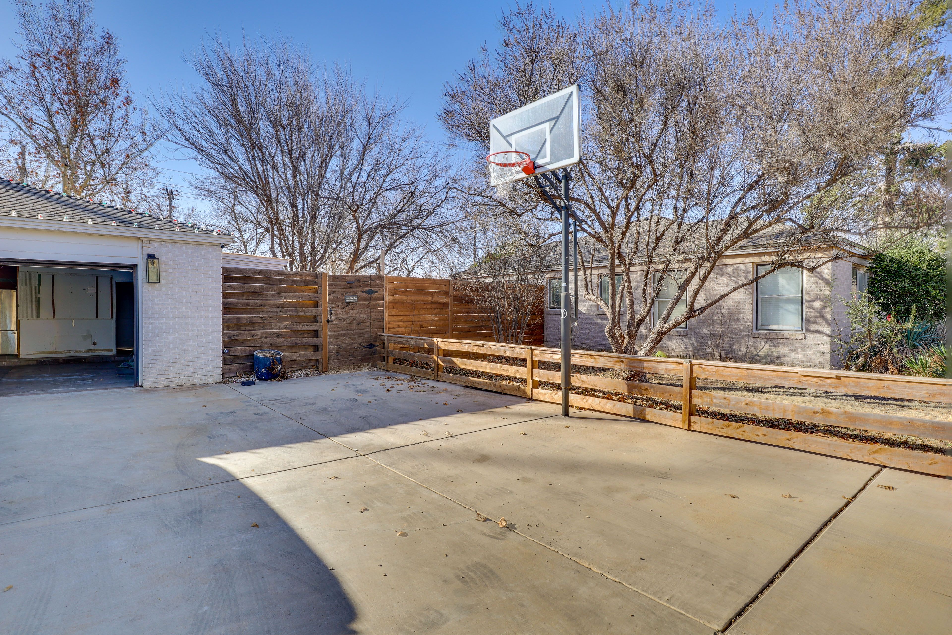 Parking | Shared Driveway (1 Vehicle)