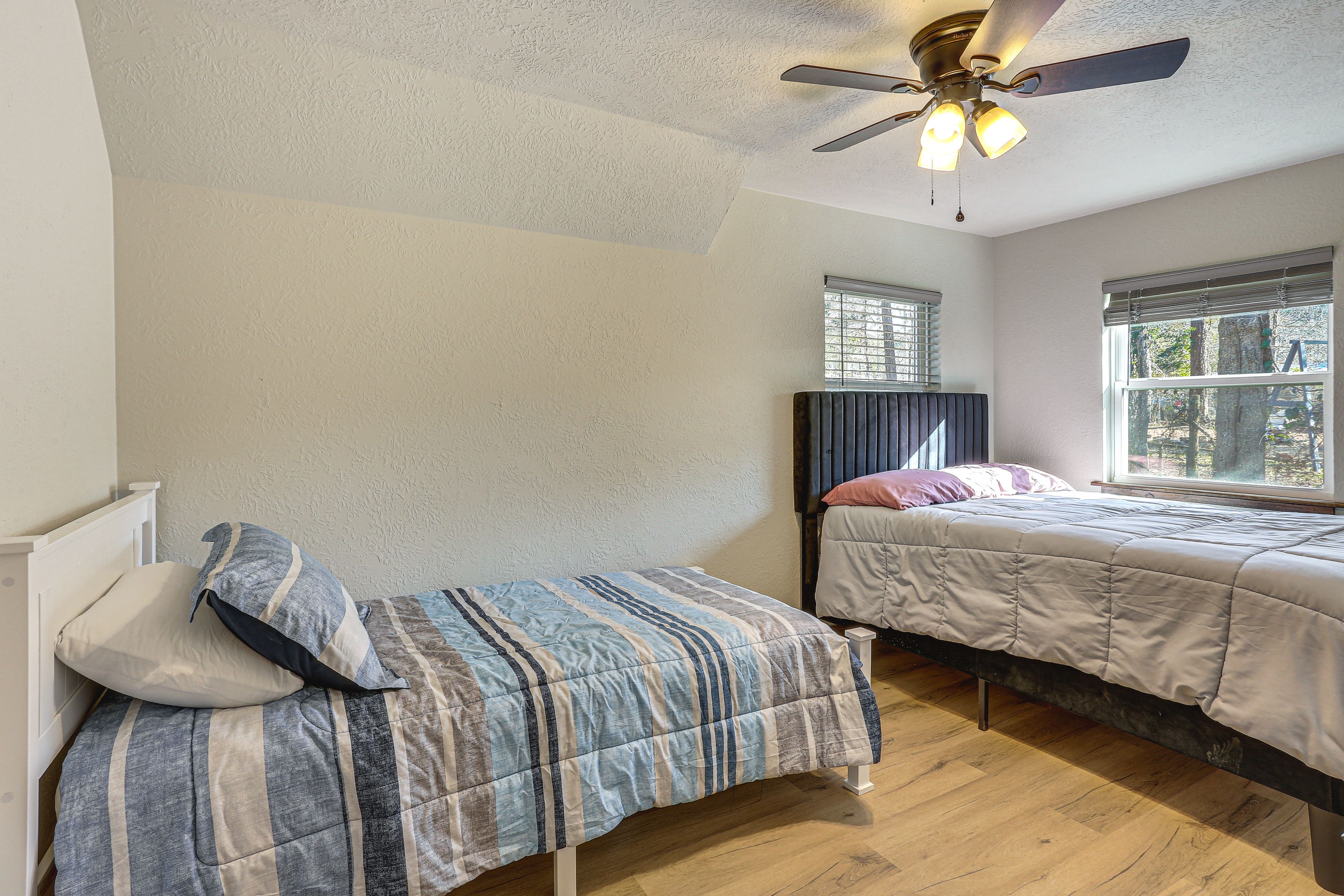 Bedroom 1 | Full Bed | Twin Bed