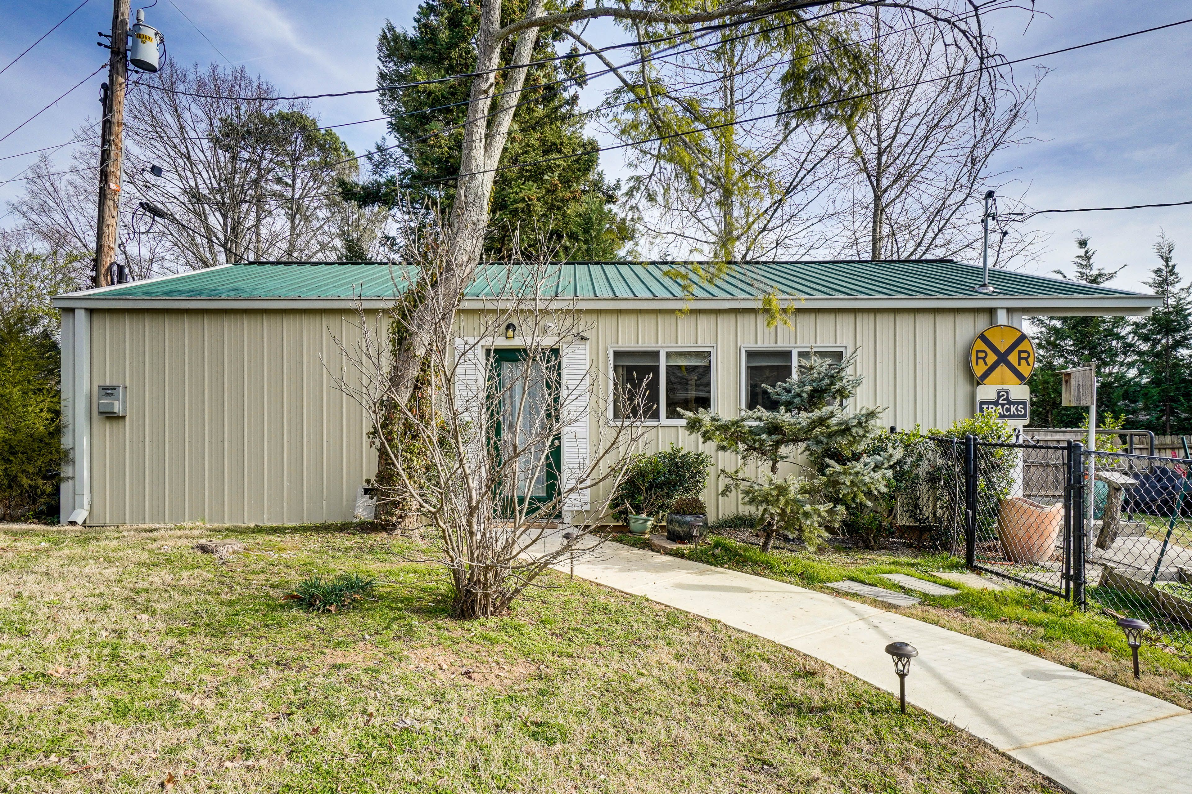 Property Exterior | Single-Story Home