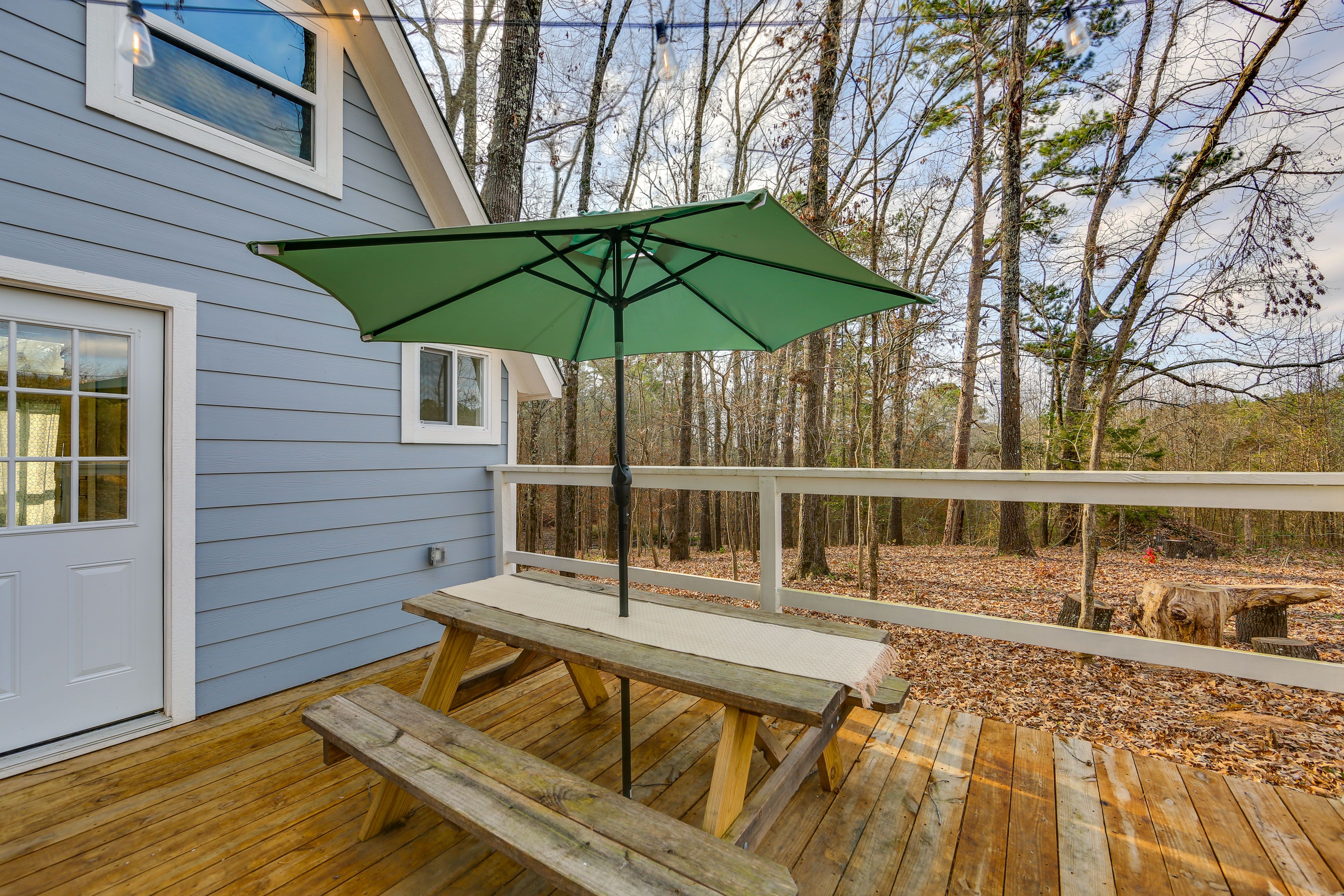 Deck | Outdoor Dining Area