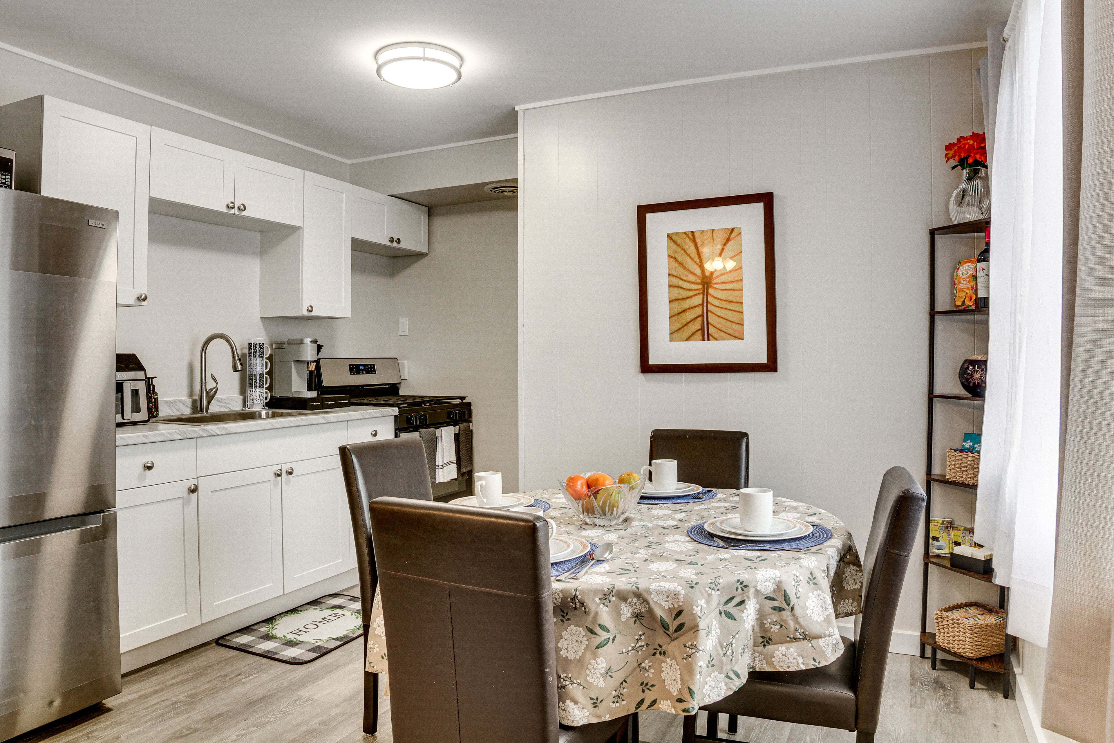 Dining Area | Kitchen | Cooking Basics