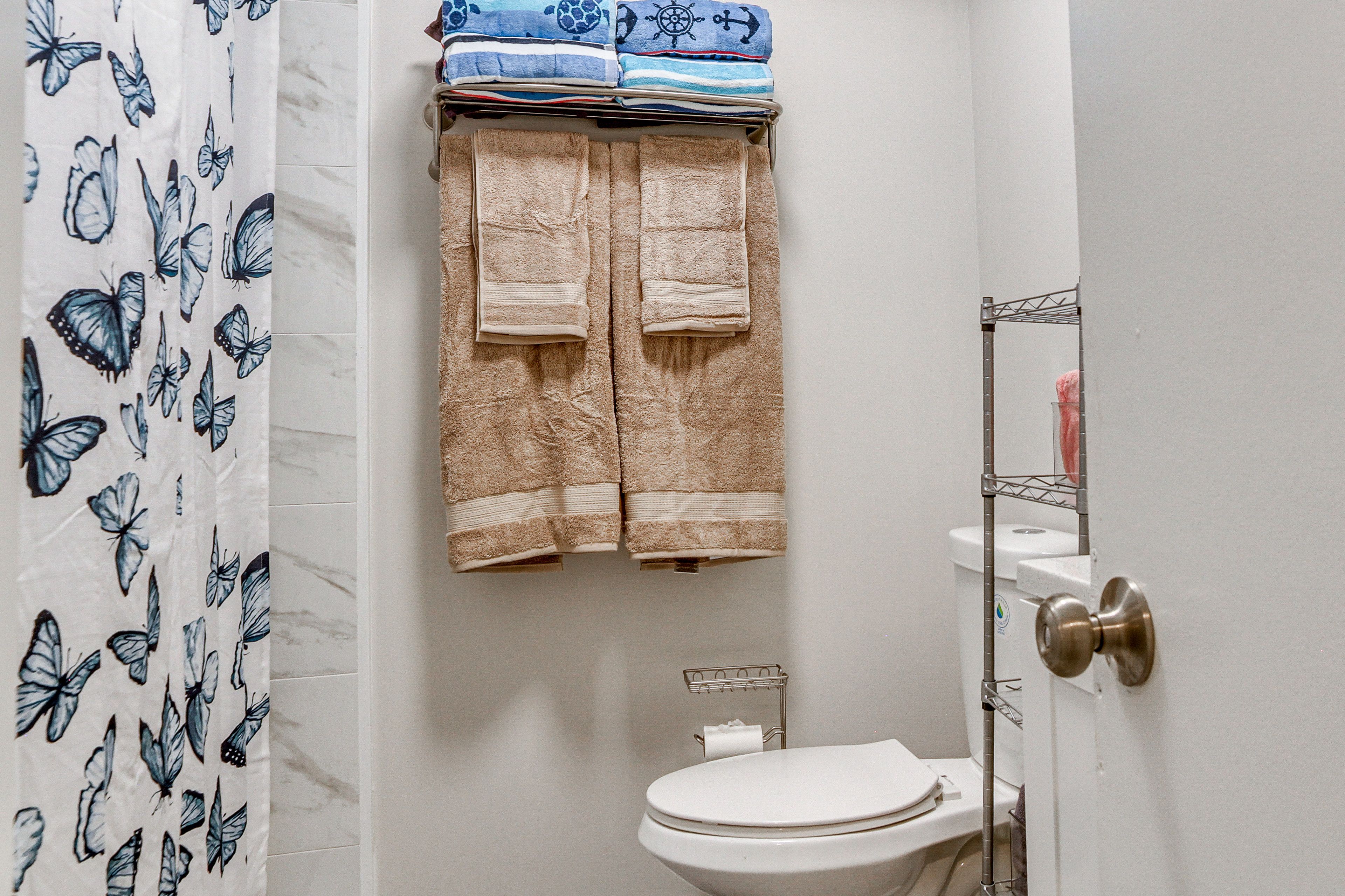 Bathroom | Towels Provided