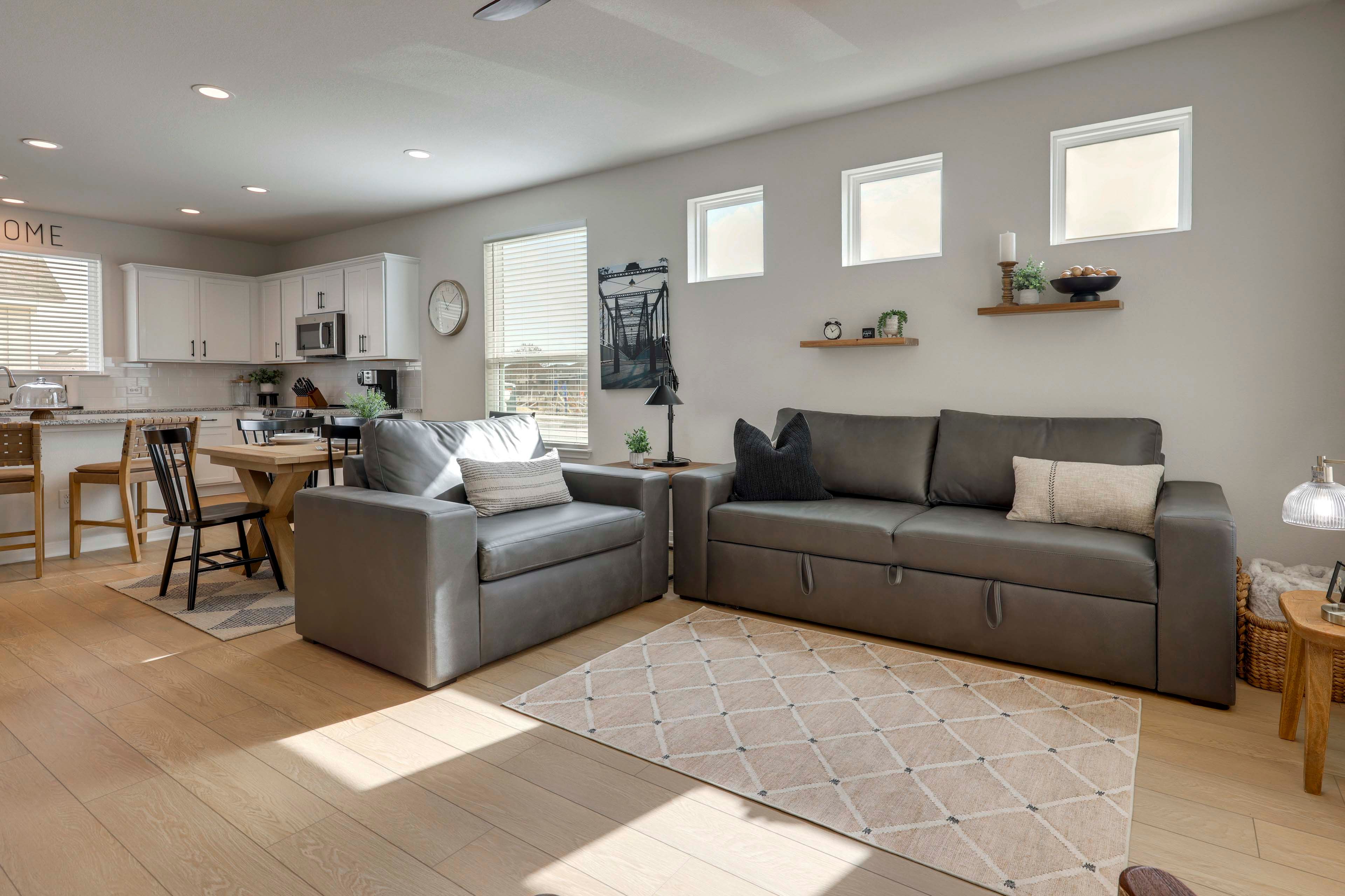 Living Room | Free WiFi | Twin Sleeper Sofa