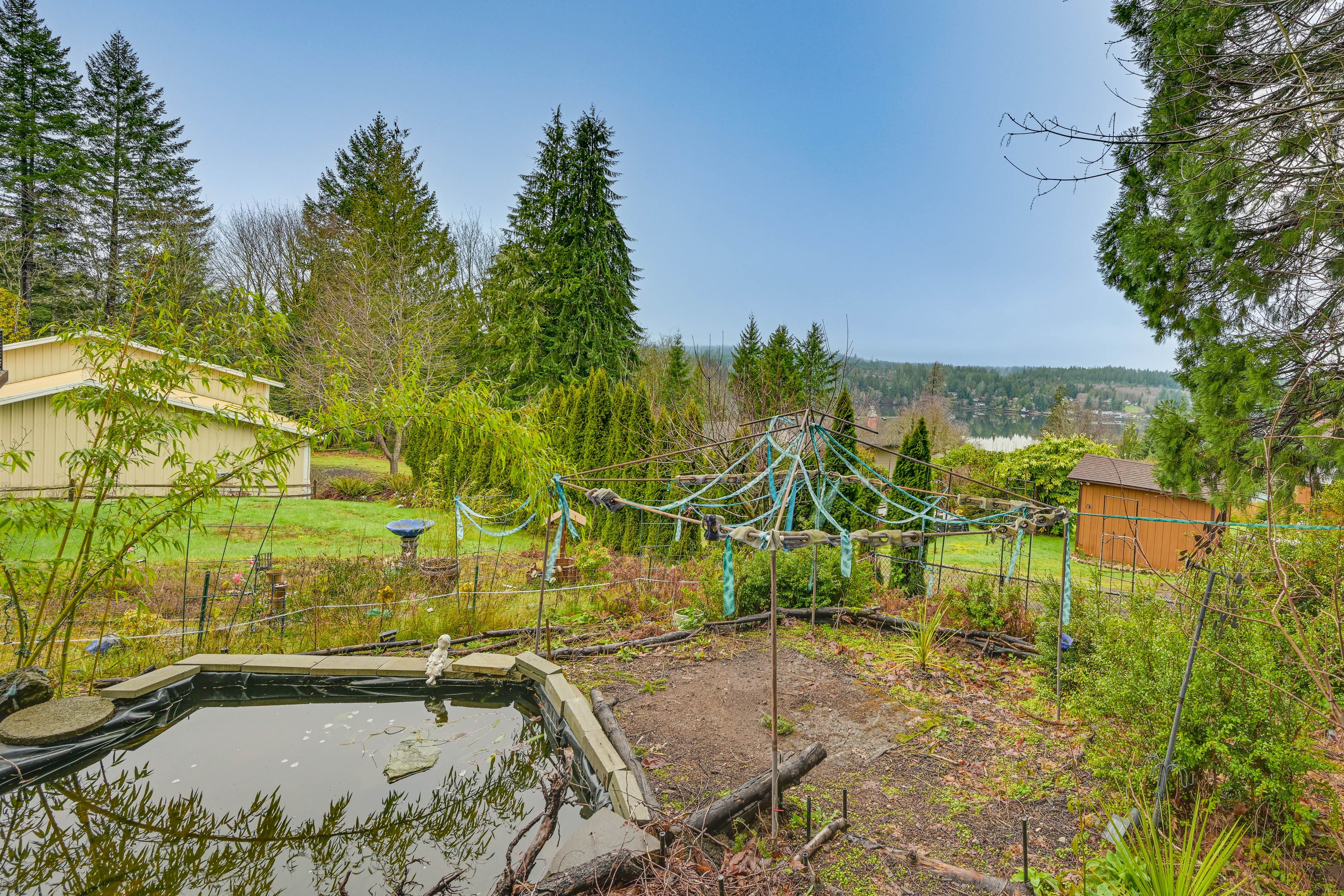 Garden w/ Pond Feature