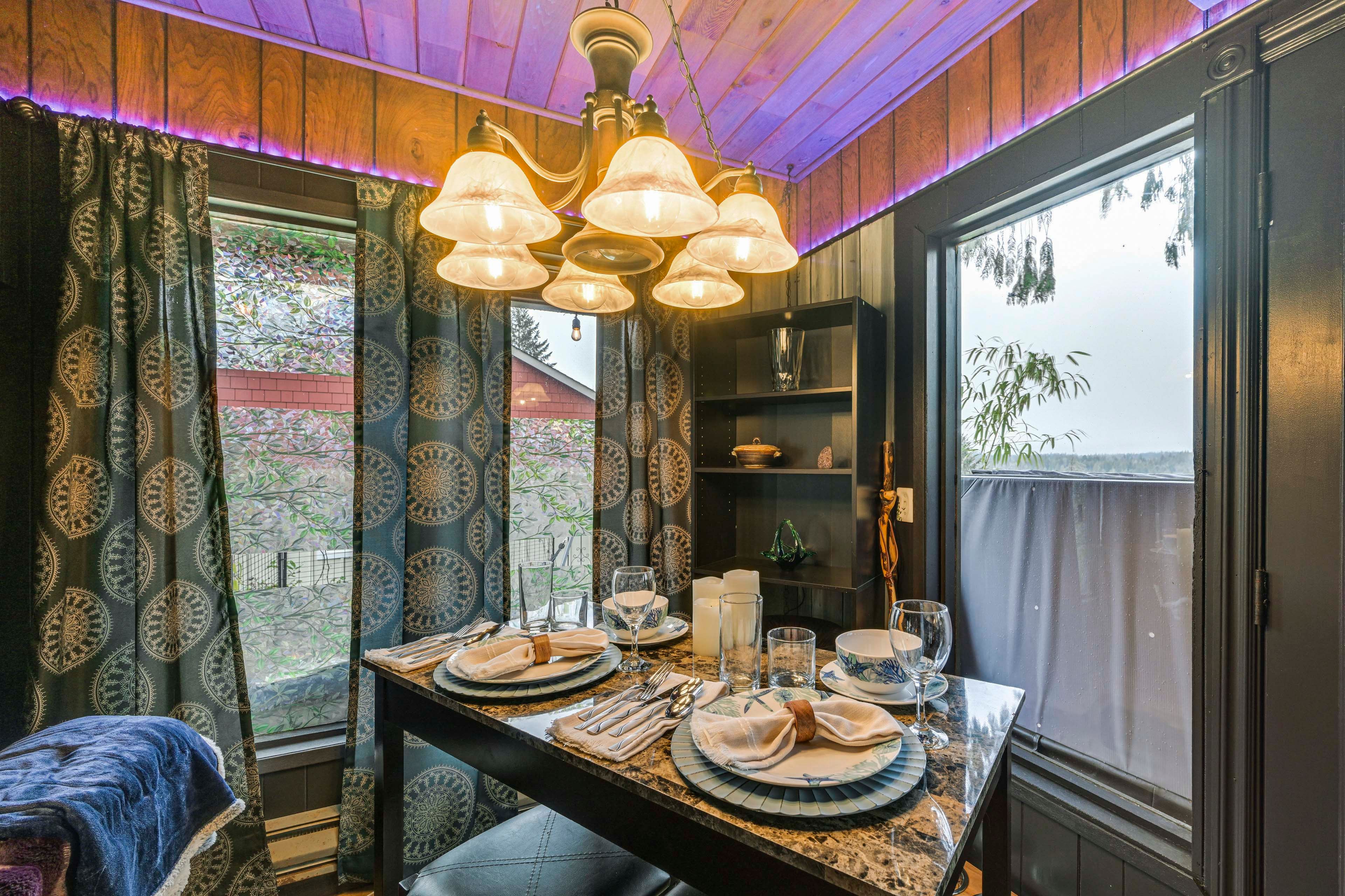 Dining Area | 1st Floor