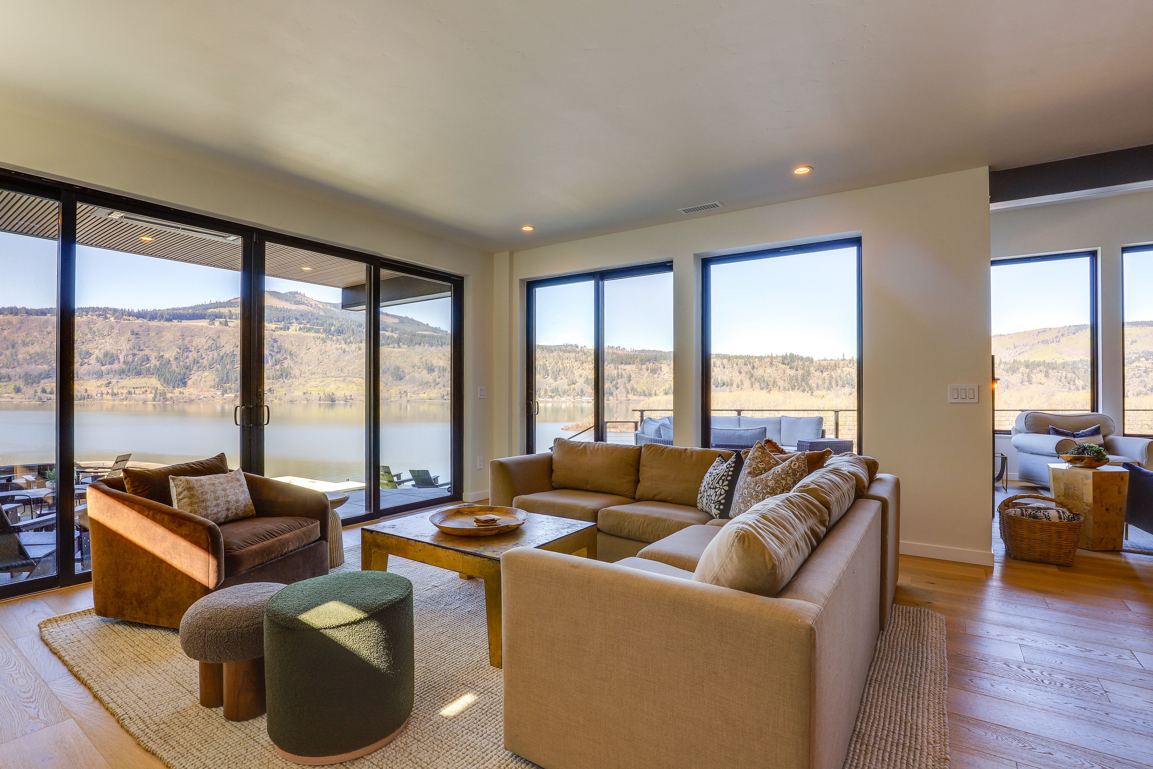 Sitting Room | 1st Floor